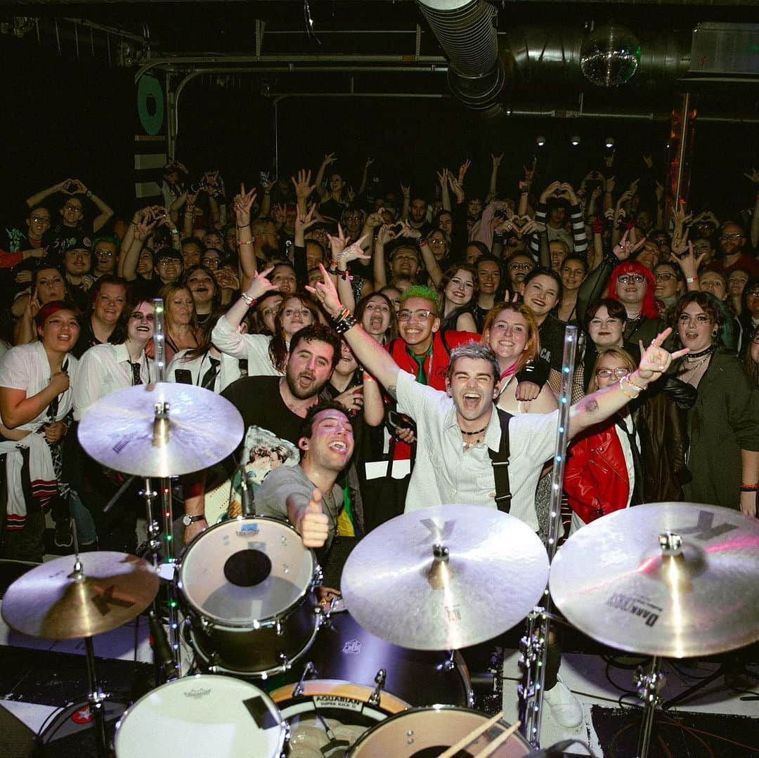 ジャック・グリフォーさんのインスタグラム写真 - (ジャック・グリフォーInstagram)「Cleveland, you rocked our world !!!!  @kidbaronmusic   Boston tonight 📍🤩  📸 @jacob.maher」11月8日 4時19分 - jackgriffo