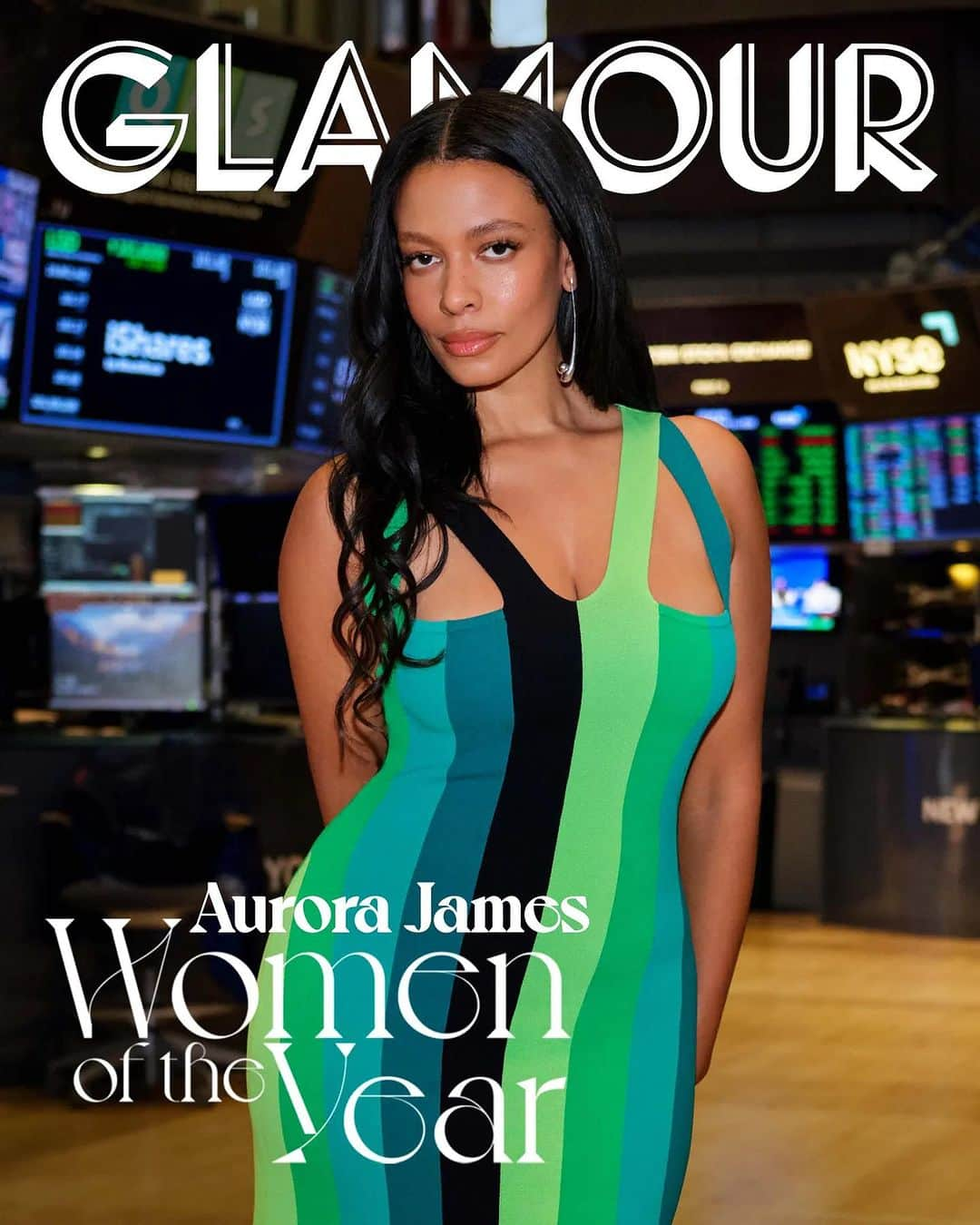 ミスティー・コープランドのインスタグラム：「This morning I got to ring the bell at the @nyse 🏦 What a joy to celebrate an entire year of being @glamourmag Woman of the Year it was so much fun to shoot this cover on the actual trading floor of the New York Stock Exchange last year and celebrate the groundbreaking impact the @15percentpledge has had on the American economic landscape. I can’t wait to see where this next year takes us!! Congratulations to all of the 2023 Glamour Women of the Year I can’t wait to celebrate you tonight!!!」