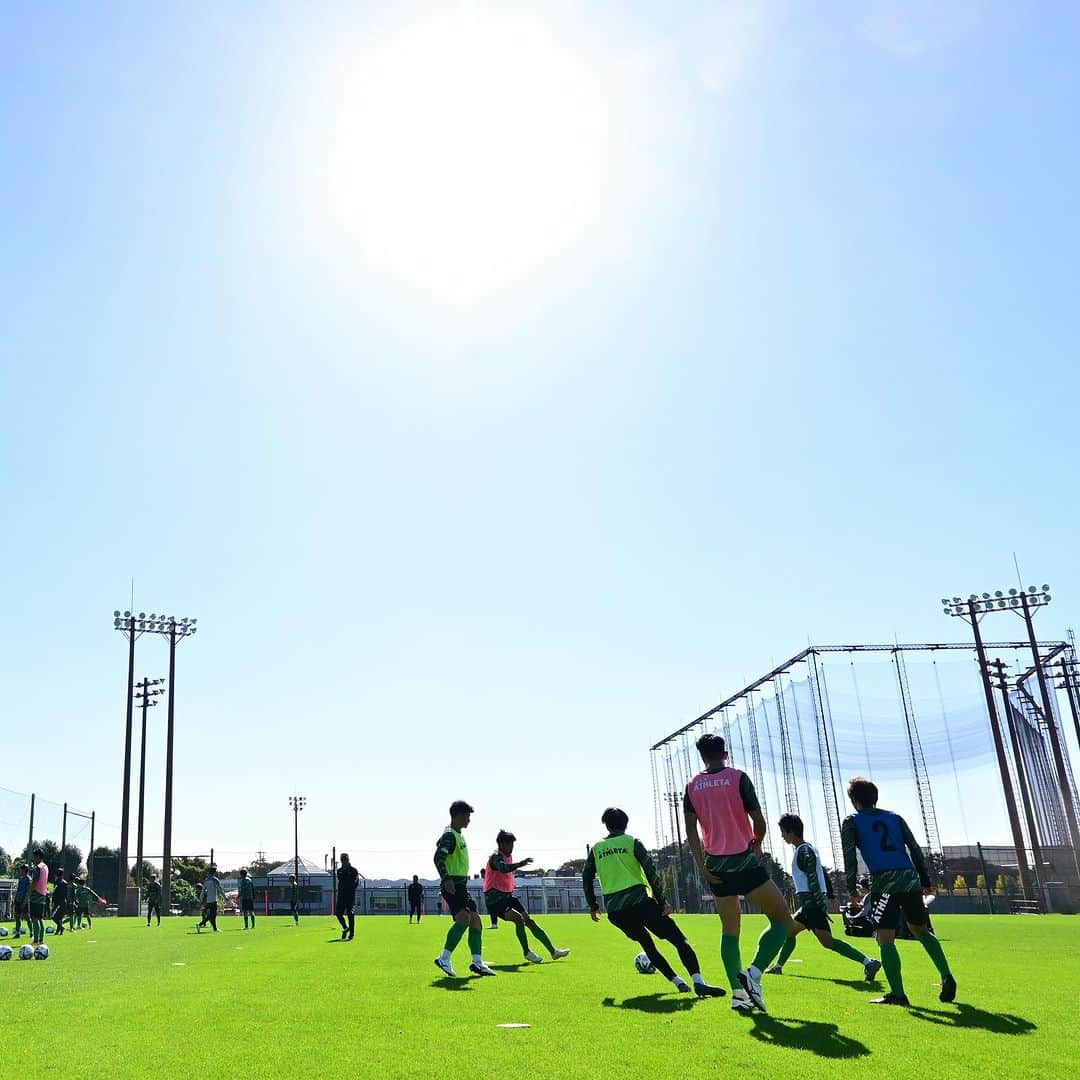 東京ヴェルディさんのインスタグラム写真 - (東京ヴェルディInstagram)「Good Training!!  #tokyo #verdy #tokyoverdy」11月8日 13時51分 - tokyo_verdy