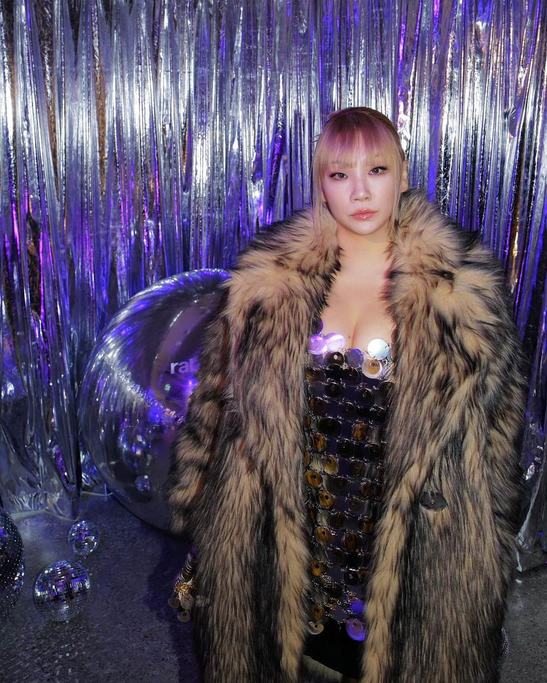 CL さんのインスタグラム写真 - (CL Instagram)「::)🍒」11月8日 14時49分 - chaelincl