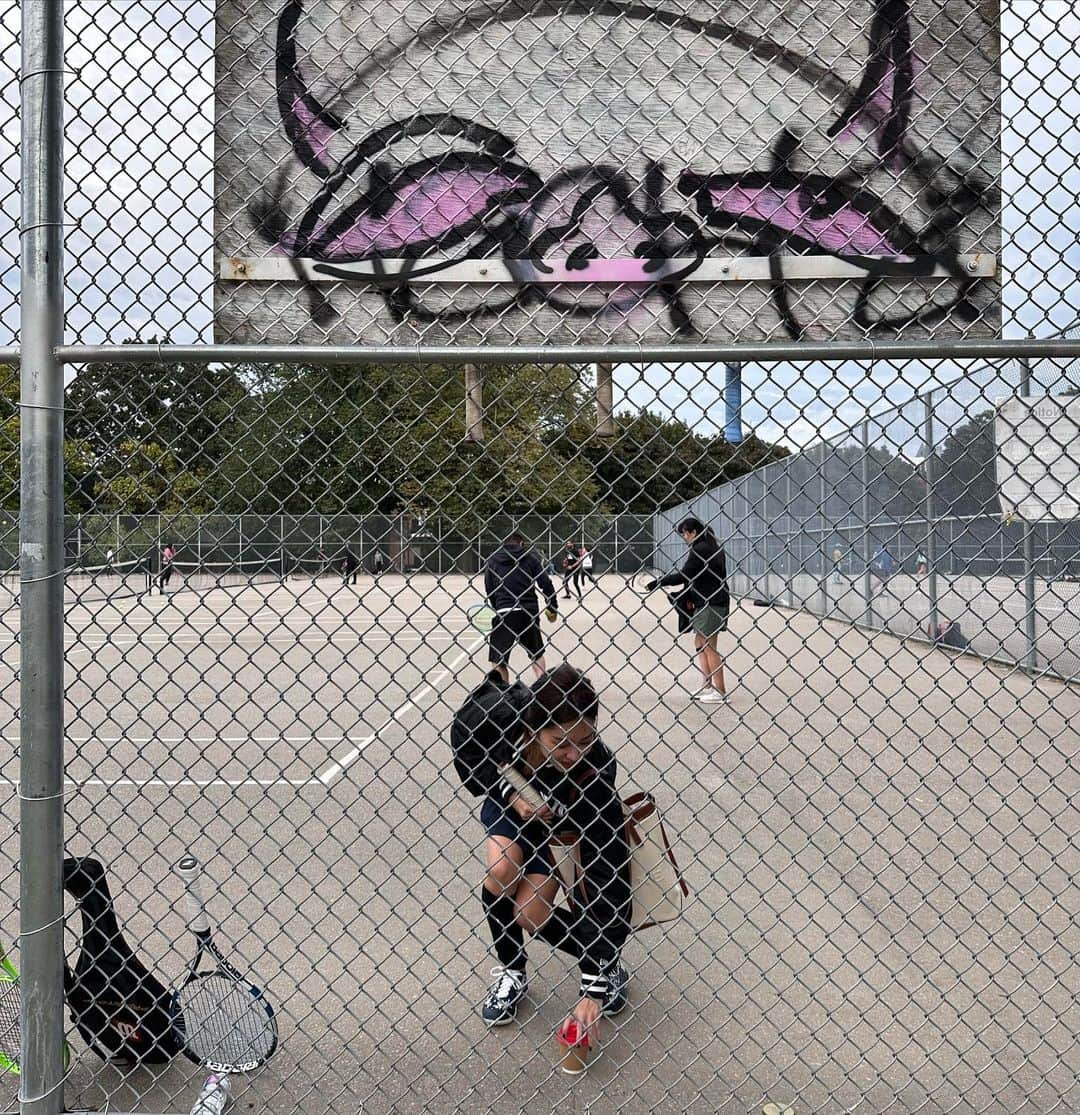 チェ・ユファのインスタグラム：「#tennis 🎾😽」