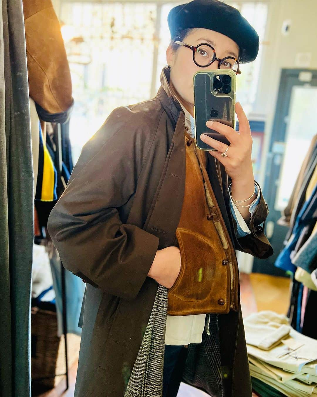 コレニモさんのインスタグラム写真 - (コレニモInstagram)「New in for this weekend😎 New colour of Balmacaan & Long pea-coat. Light melton jacket & Trouser. All garments are made locally in London.」11月8日 7時05分 - colenimo