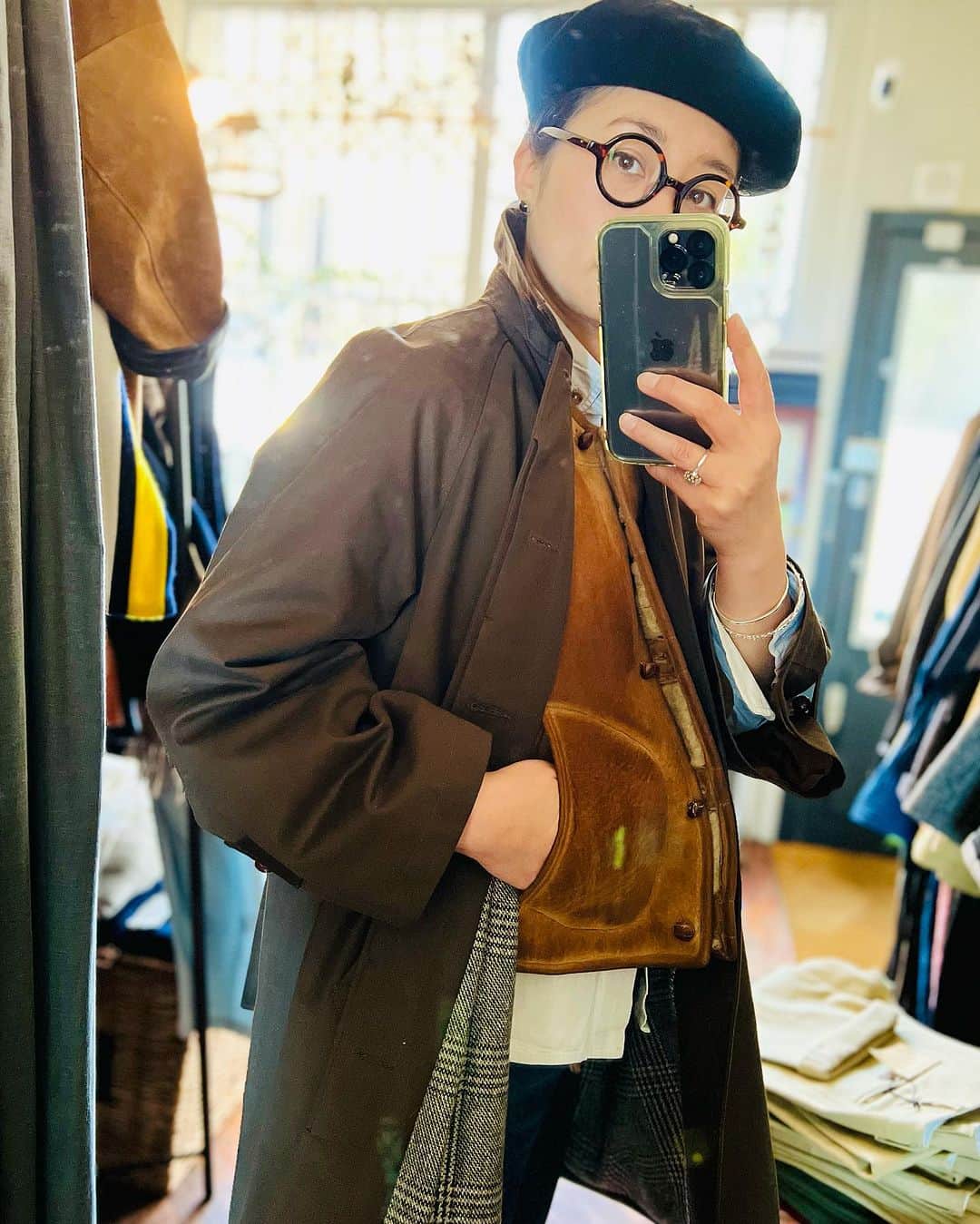 コレニモのインスタグラム：「New in for this weekend😎 New colour of Balmacaan & Long pea-coat. Light melton jacket & Trouser. All garments are made locally in London.」