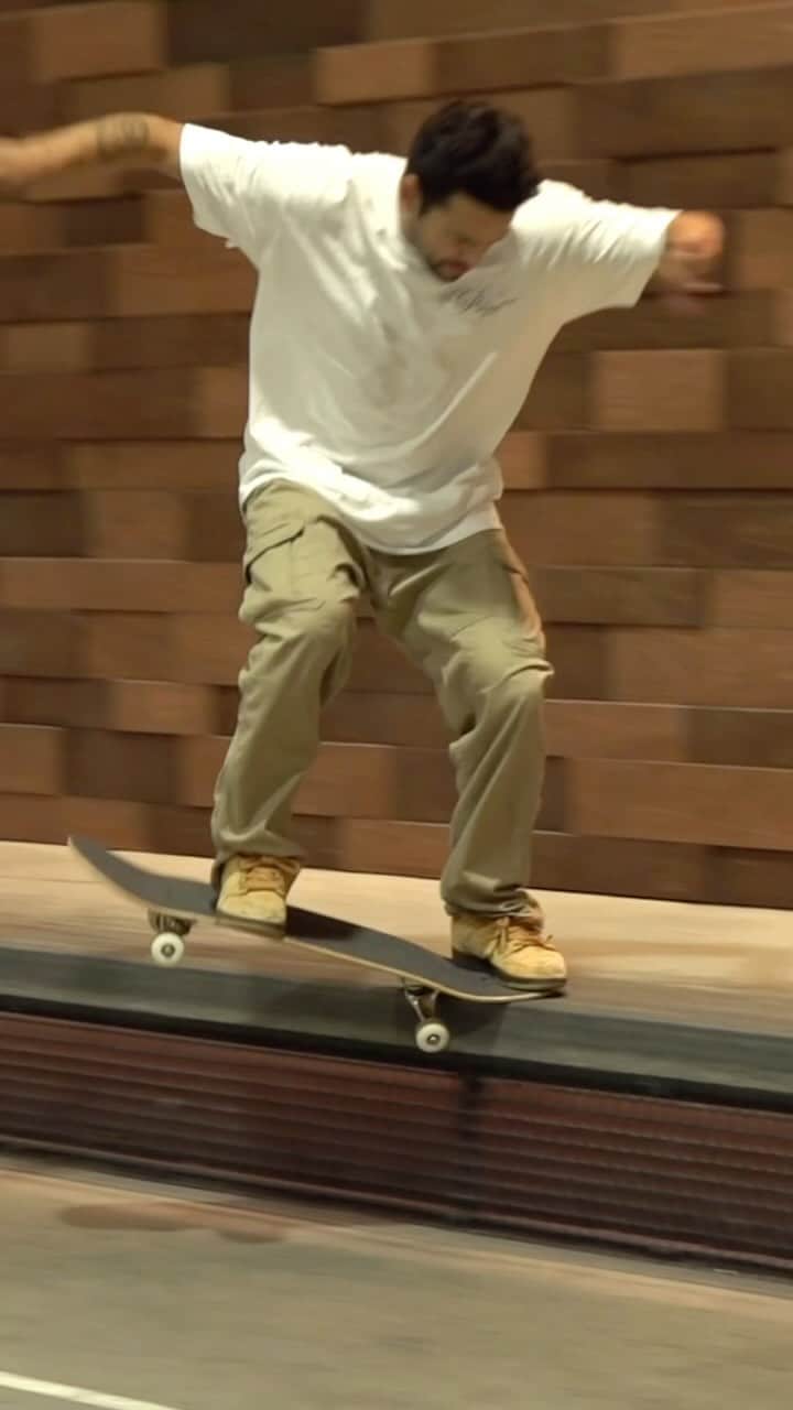 ポール・ロドリゲスのインスタグラム：「I accidentally learned a new trick on purpose. Video of the process is now live on my YouTube channel. Link in bio」