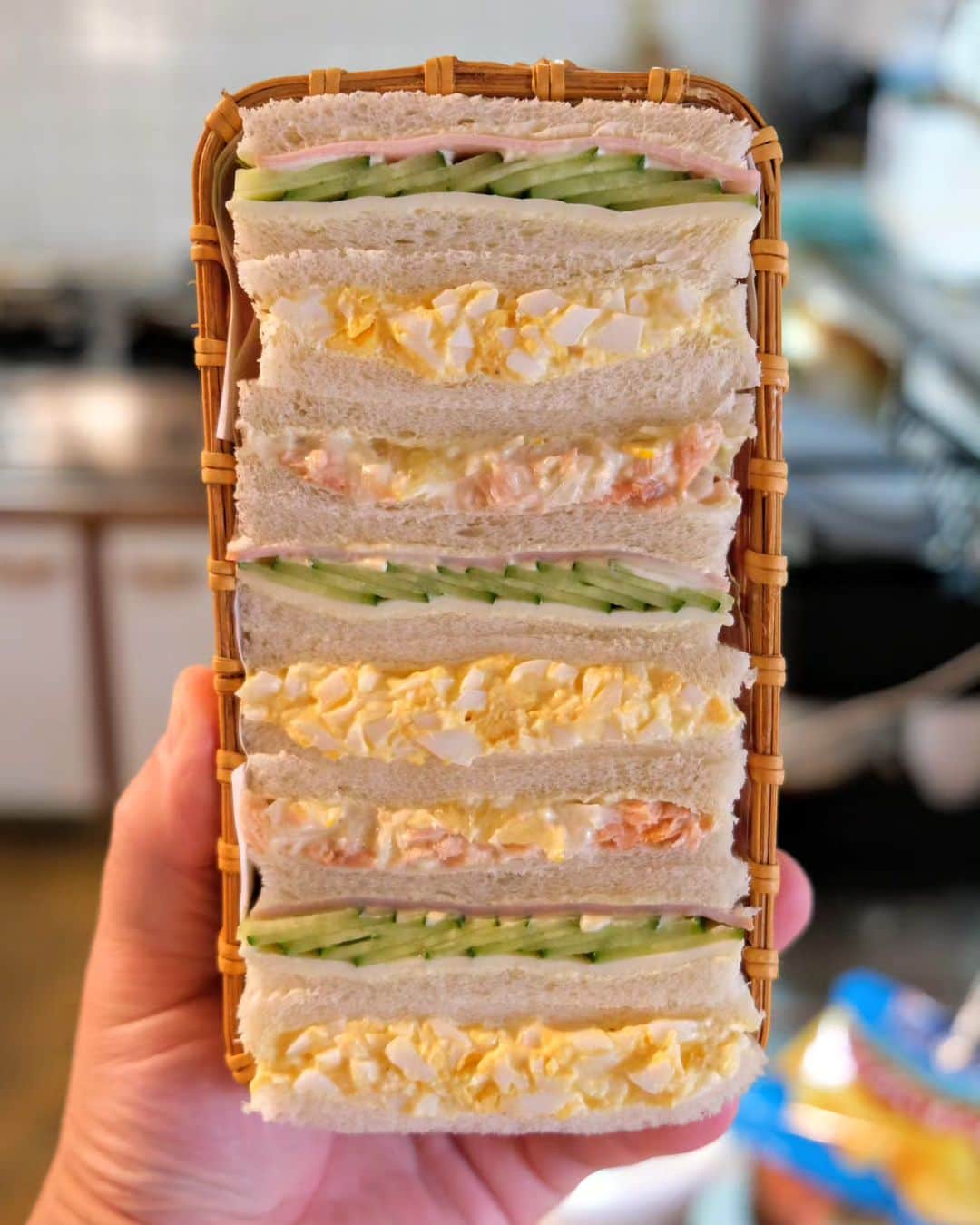 わたをのインスタグラム：「Sandwich🥪  🥚サンド 🥓🥒🧀サンド 🐟🍊サンド  #わた弁 #弁当 #お弁当  #サンドイッチ #すだち  #スダチ #徳島のすだち  #徳島 #bento #Yummy  #delicious #Japan  #Japanesefood  #Japaneselunch  #lunchbox #sandwich」