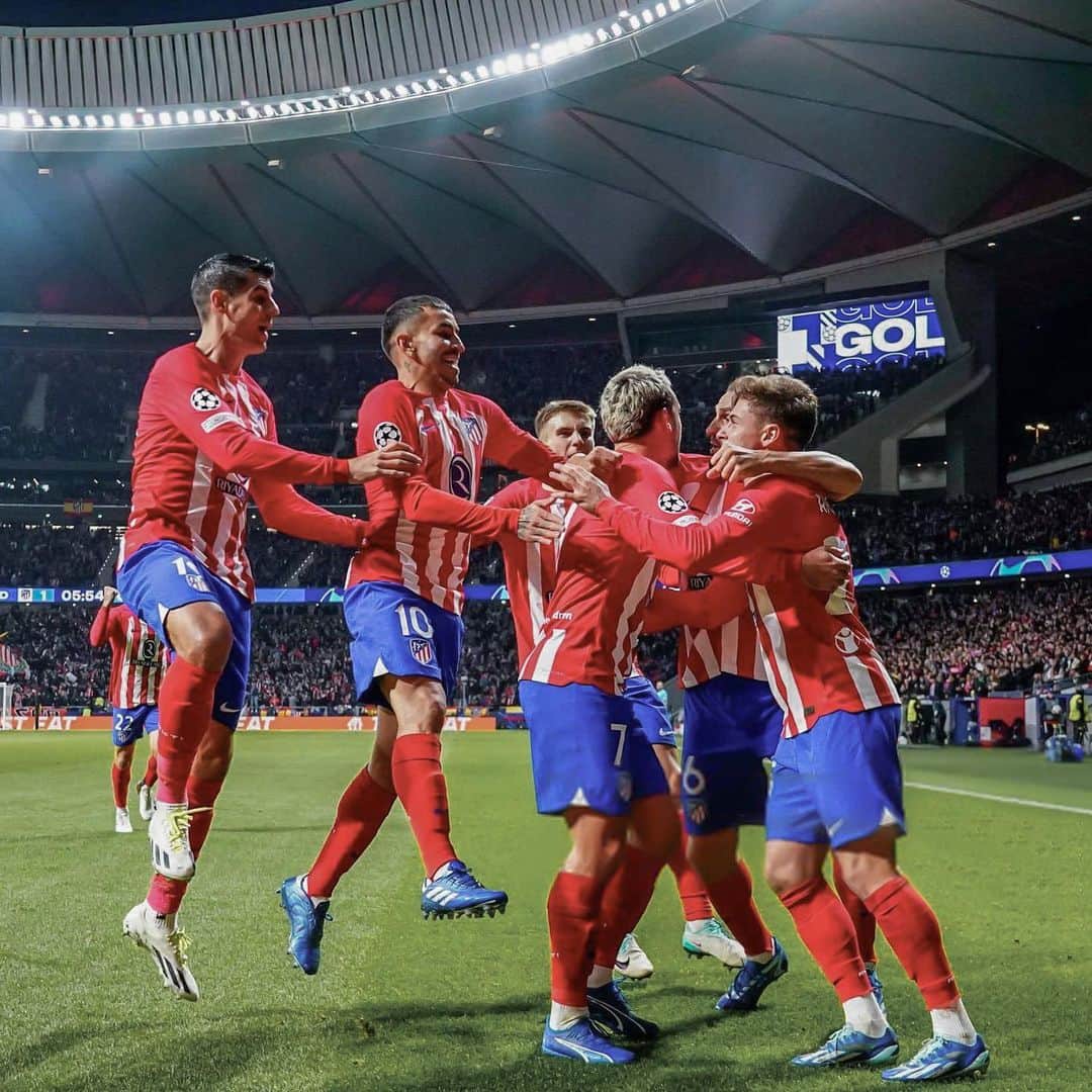 アンヘル・コレアのインスタグラム：「Hermosa noche de Champions en casa ❤️🤍 @atleticodemadrid」
