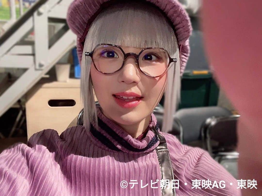 長谷川かすみのインスタグラム：「おはよう☀️  久しぶりのモルフォーニャ👓だよ、やっほー☃️」