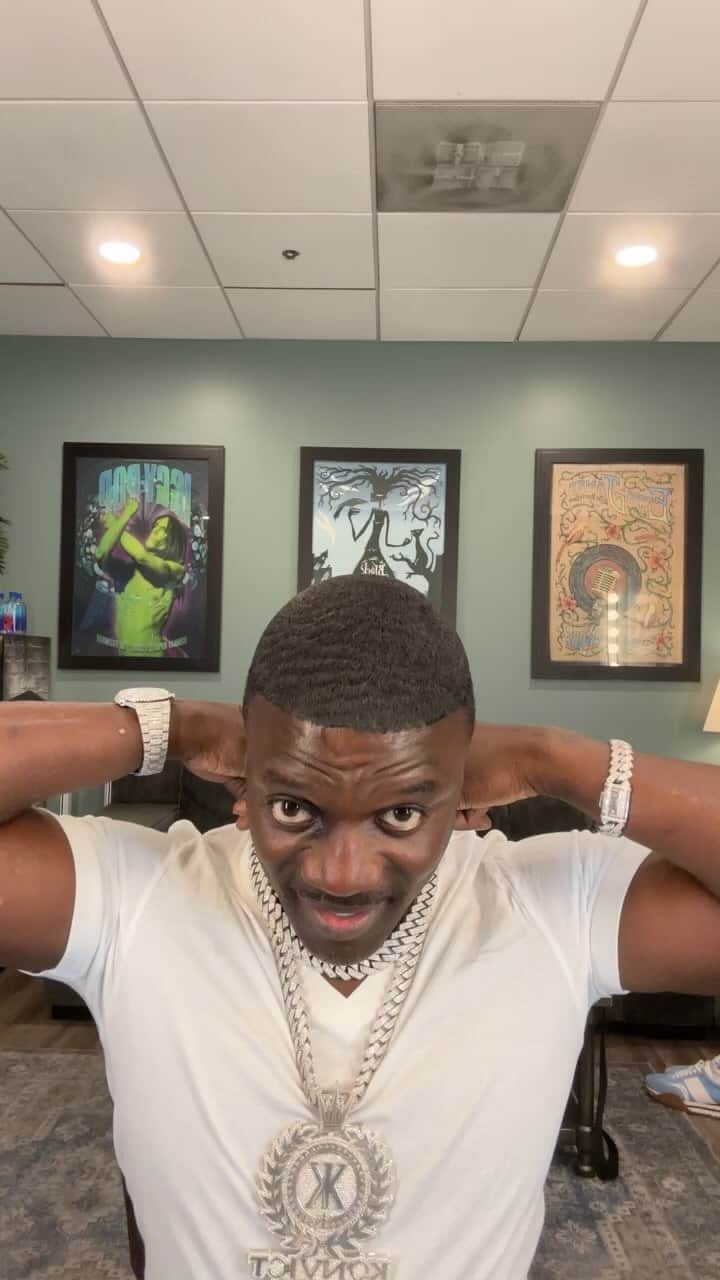 のインスタグラム：「Washington DC (LIVE) AKON SUPER FAN TOUR」