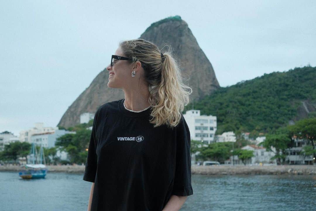 アガサ・モレイラのインスタグラム：「As Fotos Do Barco Ficaram Ótimas Parte 2 (a parte 1 já tá postada também)」