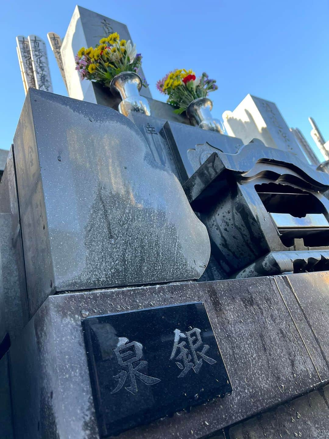 森田釣竿さんのインスタグラム写真 - (森田釣竿Instagram)「お墓を綺麗にしてきました。 日曜日のお会式とライブが楽しみ🙏」11月8日 10時15分 - tsurizaomorita3710