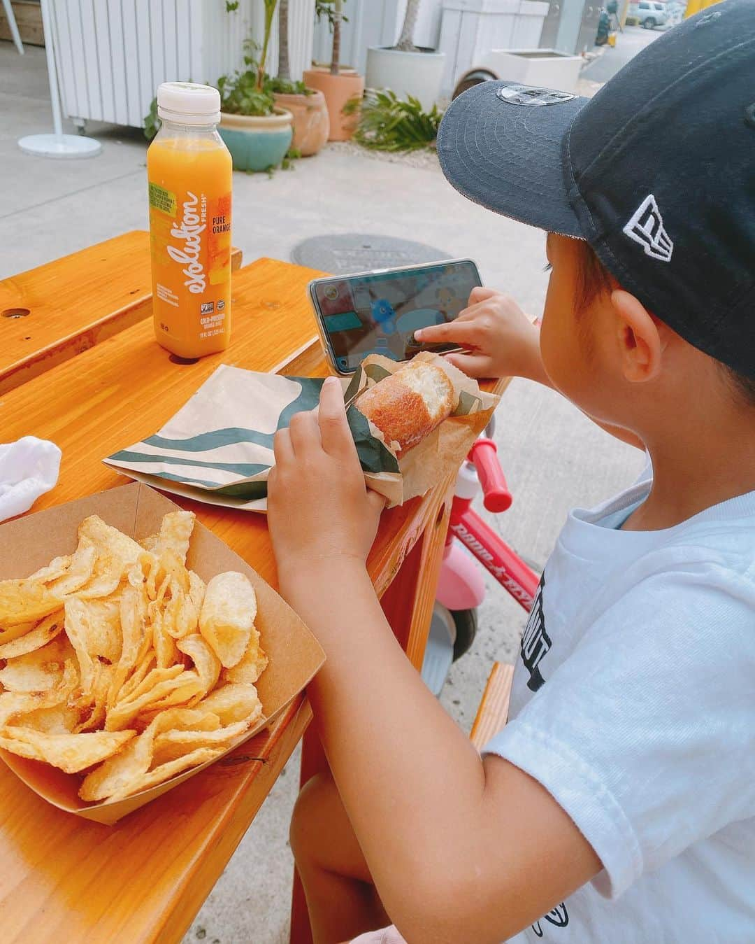 野田萌さんのインスタグラム写真 - (野田萌Instagram)「🥪🥯🥖🍫🍓🍌🌴  📍ARVO #arvo #perfectcafe  #チップスまで激うま #息子は隣のスタバが気分らしい #この日も安定のニブイチ外す」11月8日 10時56分 - megumi__noda