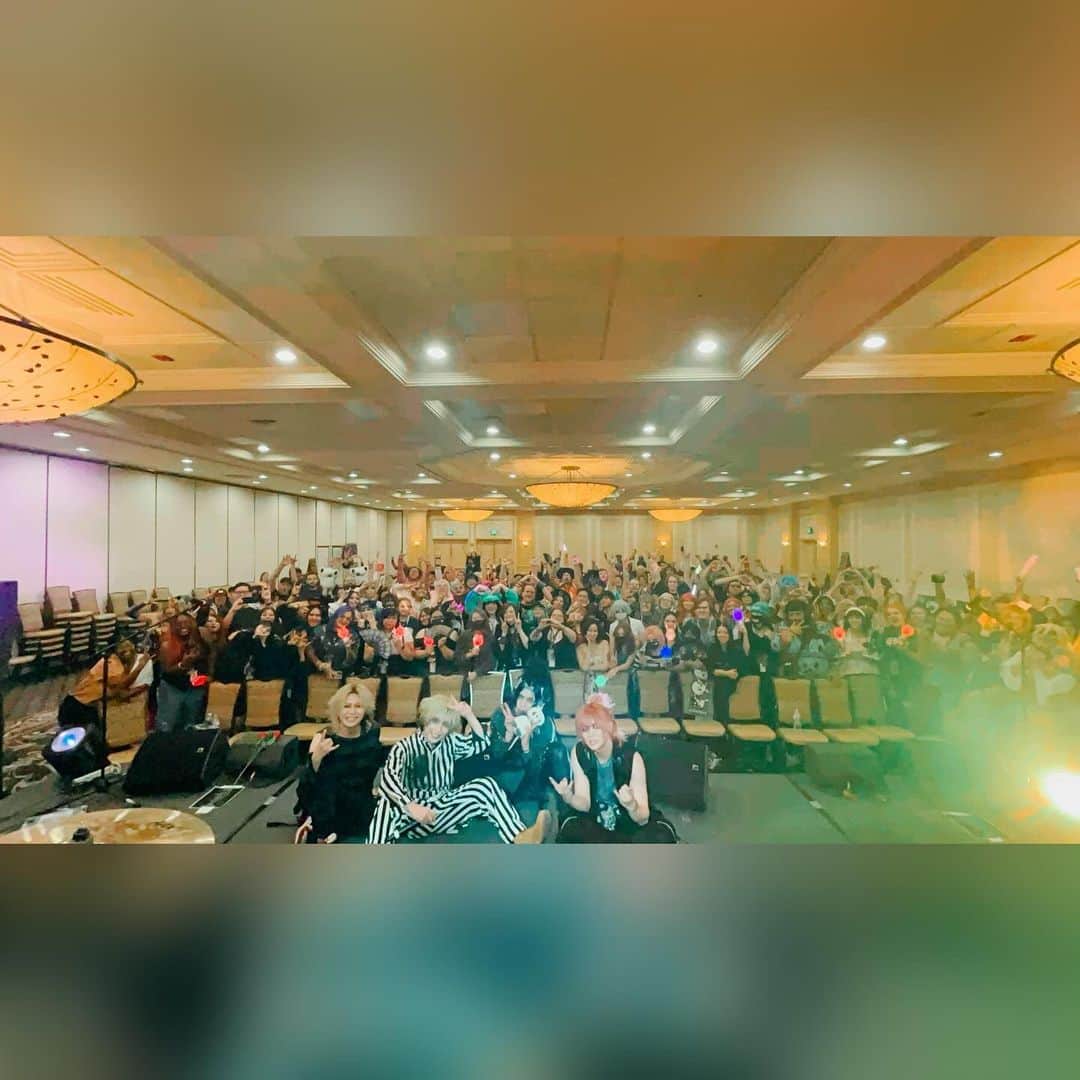 CHISA のインスタグラム：「2023.11.04 It was so amazing time, ACME's first show in Vegas!! I'm happy to have a blast with nice and friedly audience!! Thank you @SinCityAnime I love this con!! Definitely I'd like to see you guys again!!」