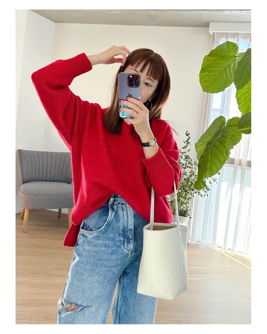 高山直子のインスタグラム：「今日は赤🟥 やっとほんのり涼しい☺️ アイテムはタグ付け🏷️」