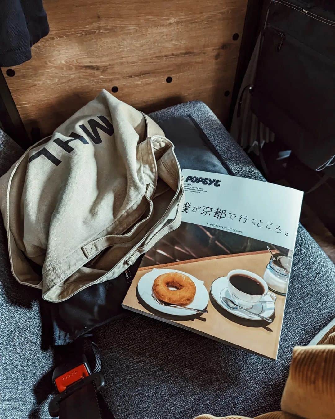 tamiさんのインスタグラム写真 - (tamiInstagram)「* #休日 *  ぎょうざの美鈴🥟 @gyouzanomisuzu  ここもずっと行きたいと思っていたお店。 全部美味しかったし 家の近くにあったら絶対通っちゃう。  * #餃子 #おにぎり #カニクリームコロッケ #唐揚げ #三重県 #三重県グルメ  #ぎょうざの美鈴 #テイクアウト」11月8日 12時16分 - tami_73