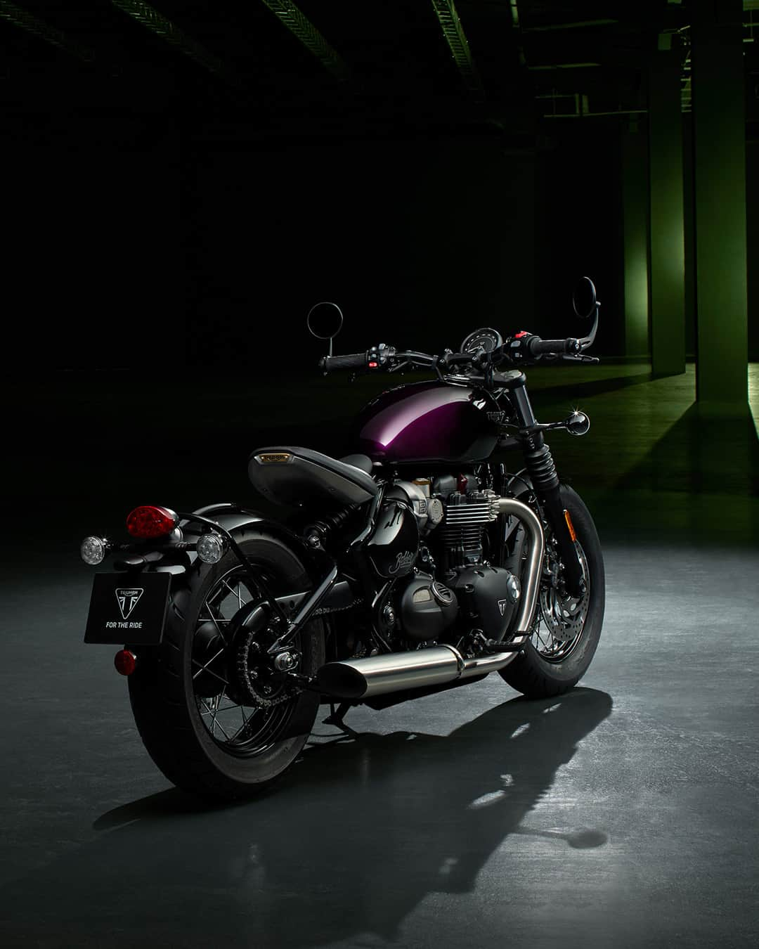 Triumph Motorcycles Japanさんのインスタグラム写真 - (Triumph Motorcycles JapanInstagram)「新登場のモダンクラシックコレクション「トライアンフ ステルス・エディション」。⁣ 職人技が光る芸術性の高いモデルです。⁣ ⁣ #TriumphStealthEditions #トライアンフ #トライアンフはかっこいい #バイク #バイク好きな人と繋がりたい #バイクのある風景 #バイクが好きだ #バイク好き #バイク乗りと繋がりたい #理想のライドがそこにある #triumph #ForTheRide #OfficialTriumph #TriumphMotorcycles」11月8日 13時00分 - triumph_motorcycles_japan