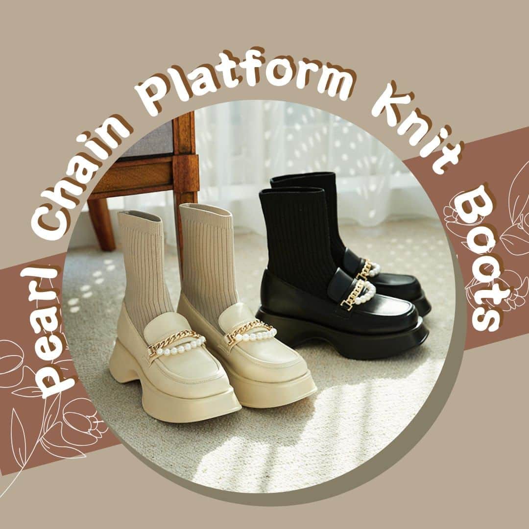 ORiental TRaffic HKのインスタグラム：「【#新品上架 :Pearl Chain Platform Knit Boots 】 這款靴子是由樂福鞋設計結合針織物料🧶而成的中筒靴子🤩!!方形鞋頭設計，鞋面有金色和珍珠鏈條的裝飾作為點綴✨，既溫柔又不單調😍。4cm防水台 x 5cm寬鬆喇叭形鞋跟，厚底設計讓穿著者更加舒適時尚🥿。  ➡2色入: https://bit.ly/3seahzW ➡新品上架: https://bit.ly/45BDQK0 ➡門市地址: https://bit.ly/3QnRXxQ  ✨由即日起，凡購買正價鞋款即可享2對8折、3對7折優惠 ✨於ORiental TRaffic網店購物滿$500即享免運費服務 (港澳地區) ✨於ORiental TRaffic網店購物，指定6間門店取貨可享免運費服務 優惠貨品數量有限，售完即止。 優惠受條款及細則約束。  #ORientalTRaffic #ORientalTRaffic網店 #eshop #NewArrival #Autumn #Winter #23AW #boots #日本 #日本品牌 #新貨上架 #秋季鞋款 #冬季鞋款」