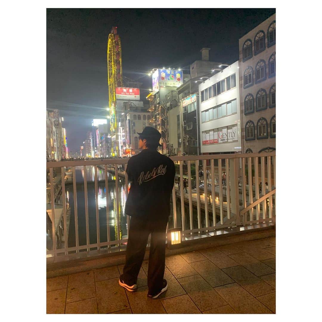 桐山漣のインスタグラム：「・ 大阪の夜と長崎 旅のおさらい @calee_official  📸hairmake @ena1451ena」