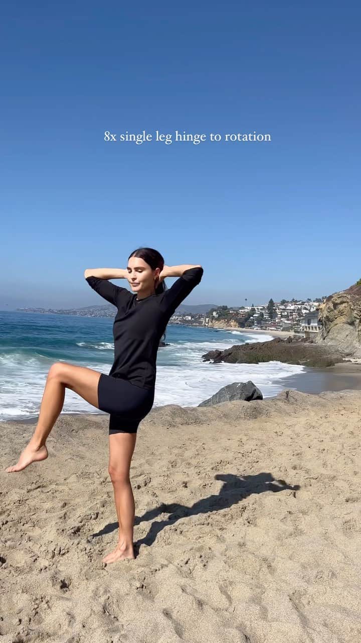 Kirsty Godsoのインスタグラム：「Quick burn 🔥 beach optional ✨ A single leg strength and stability series that will get you fired up quickly! Repeat all exercises on one side then switch to the other side. 2 rounds max on this one. Feel free to take micro breaks in between each exercise if you need ❤️‍🔥 your glutes will know about it ⚡️」