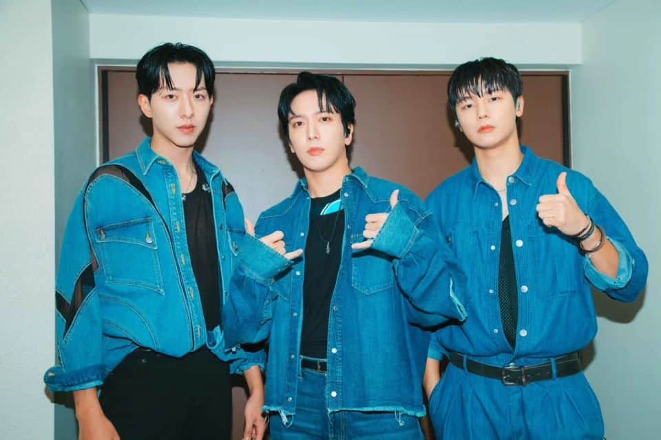 カン・ミニョクさんのインスタグラム写真 - (カン・ミニョクInstagram)「CNBLUE AUTUMN CONCERT 2023 初日ありがとうございました。 久しぶりのBUDOKANなのでいつもより盛り上がってとても しあわせでした。CNBLUEのドラマーで本当によかったです！ TOURの最後までよろしくお願いします！  #CNBLUE」11月8日 23時18分 - mr_kanggun