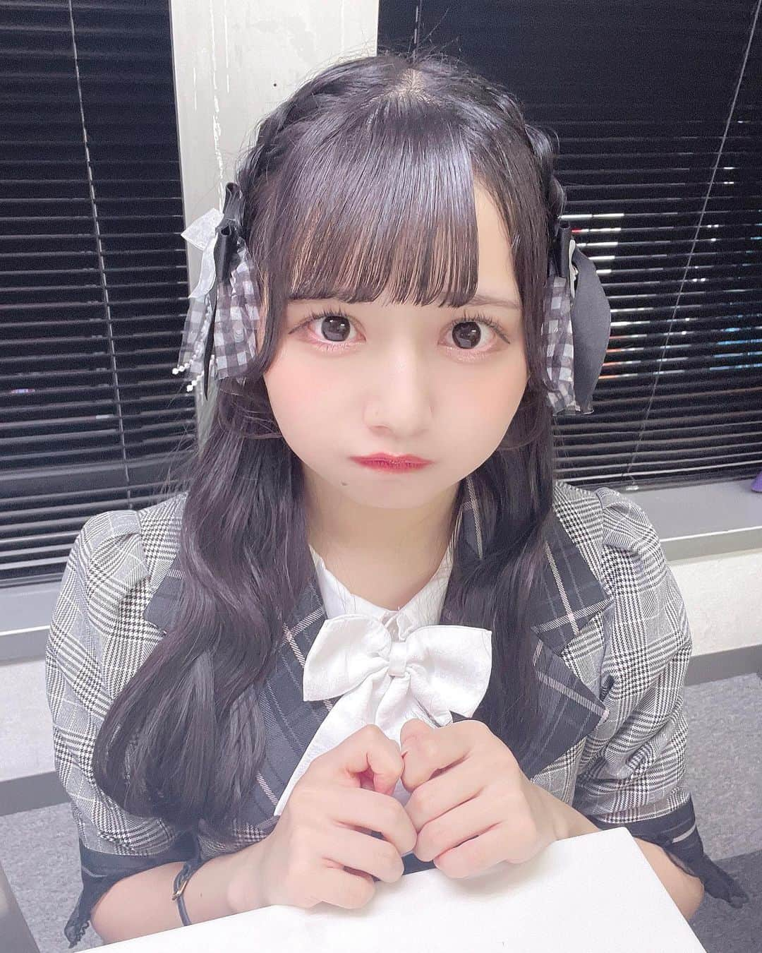 藤田梨々花のインスタグラム：「わんちゃんみたいな髪の巻き方してみた、かわいー？」