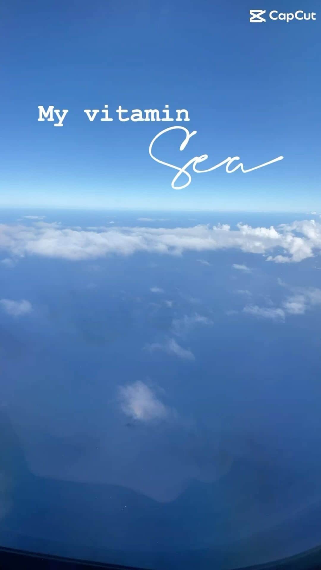 mizuのインスタグラム：「LOVE💙MIYAKO🐠  MIYAKO ロス🥺  #宮古島 #思い出 #旅 #海 #夕陽」