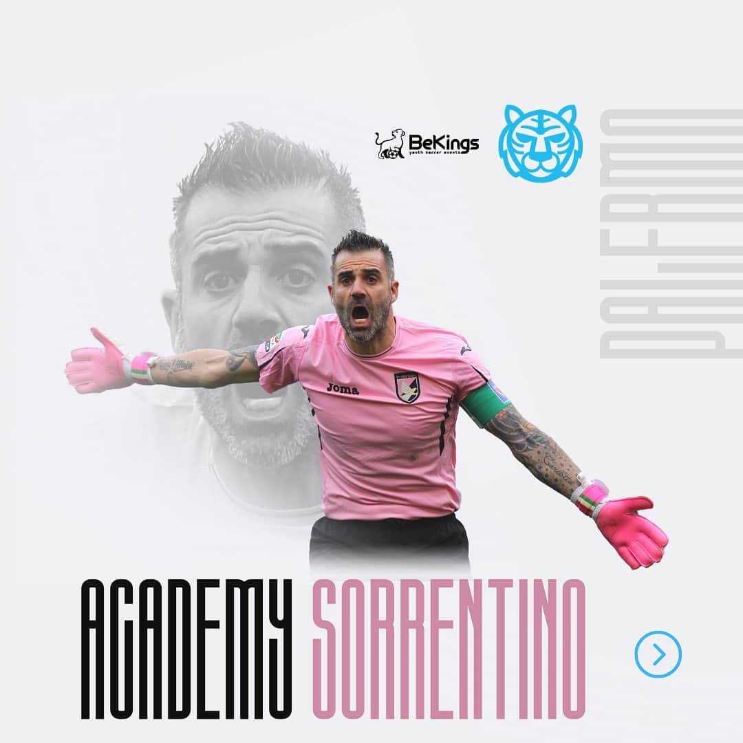 ステファノ・ソレンティーノさんのインスタグラム写真 - (ステファノ・ソレンティーノInstagram)「🧤Arriva a Palermo l’Academy Sorrentino dal 27 al 29 dicembre 2023.🧤  🥅Affina la tua tecnica tra i pali della porta e scopri il segreto del successo grazie alle nozioni di Stefano Sorrentino.  📆Sei nato tra il 2007 e il 2016? Non farti scappare questa opportunità. I posti sono limitati e stanno esaurendo. Club, gruppi e singoli giocatori possono partecipare alle Training Experience.   ⚽️Giornate di divertimento e formazione per i portieri di tutte le età, con attrezzature all’avanguardia, tecnici specializzati e la presenza in campo di Stefano Sorrentino ti aspettano a Palermo!  Contatta qui:   +3285449407 +01119624387  Info@bekings.it」11月8日 23時43分 - stefanosorrentino