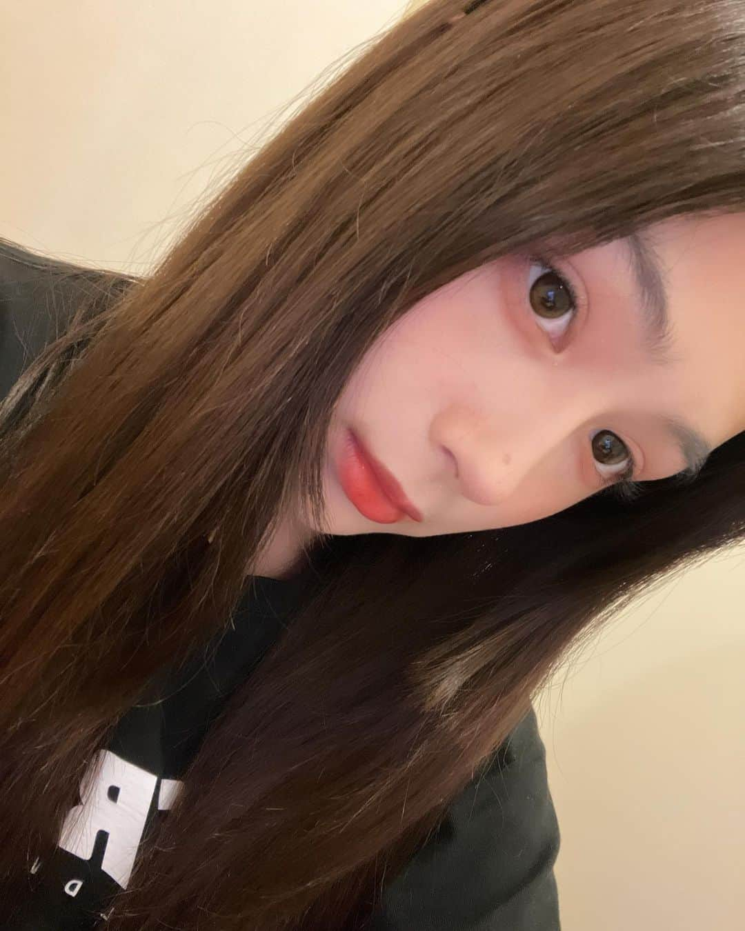 椎名亜美のインスタグラム：「薄メイク👀💄💖」