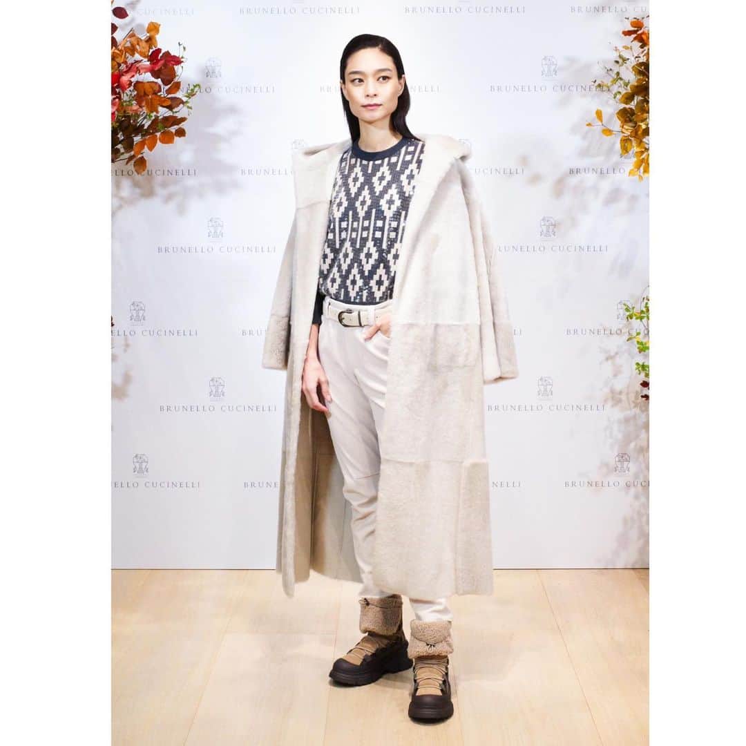 安宅葉奈のインスタグラム：「ブルネロ クチネリ  @brunellocucinelli_brand ⁡ 表参道店スペシャルイベント💫 ⁡ 「モンターニャ・カプセル（Montagna Capsule）コレクション」プレゼンテーション ⁡ ⁡ 表参道店にて ⁡ とっても とっても ⁡ 豪華すぎる ⁡ パーティでした🍾 ⁡ ご参加させていただき ⁡ ありがとうございました🫶 ⁡ ⁡ #brunellocucinelli  #ブルネロクチネリ」
