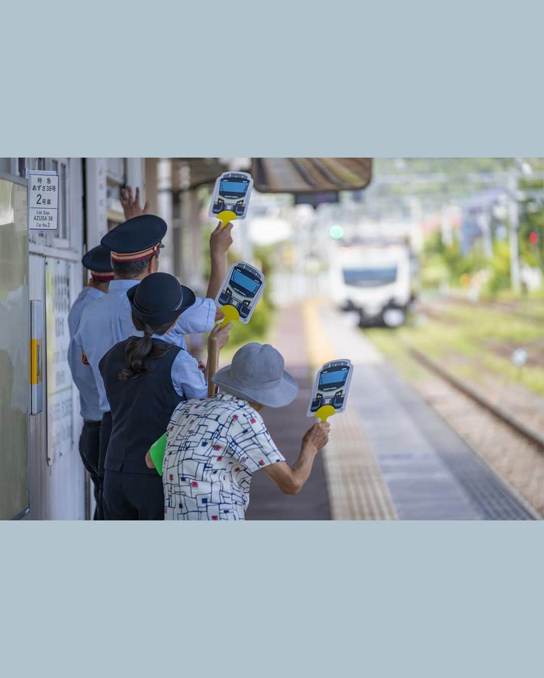 ?長野県 観光 公式インスタグラム さんのインスタグラム写真 - (?長野県 観光 公式インスタグラム Instagram)「// 「インスタアワード2023夏 受賞作品　2日目」  🏅長野県観光インスタアワード2023夏🏅 #長野の駅物語夏  👑受賞作品紹介　最優秀賞・優秀賞👑 今夏に募集いたしました 「県内鉄道7社連携 長野県観光インスタアワード2023夏」✨  今回も #長野のいいところ いっぱいの 数多くの素晴らしい作品に ご応募いただきました📸  長野の魅力が詰まった 見事選ばれました受賞作品を 昨日に引き続き ご紹介いたします🚃  昨日投稿しました 特別賞もぜひ御覧くださいね😊  ☆☆☆☆☆☆☆☆☆☆☆☆☆  👑Top Prize / 最優秀賞👑 🏅「替佐駅」(Kaesa Station) ＠中野市 (Nakano City) Photo by @nobuoman_inoue  👑Award of Excellence / 優秀賞👑 🏅「平原駅」(Hirahara Station) ＠小諸市(Komoro City) Photo by @kamekiti0122  🏅「信濃大町駅」(Shinano-Ōmachi Station) ＠大町市(Omachi City) Photo by @kassy.photo  🏅「別所温泉駅」(Bessho-onsen Station) ＠上田市(Ueda City) Photo by @s.3102.g  🏅「八木沢駅」(Yagisawa Station) ＠上田市(Ueda City) Photo by @ss.photo_0002  🏅「夜間瀬川」(Yomase River) ＠山ノ内町 (Yamanouchi Town) Photo by @yoichiuzeki  ＝＝＝＝＝＝＝＝＝  Nagano Tourism Insta Awards (Summer 2023) – Day 2  Top Prize and Award of Excellence Winners  This summer, we accepted entries for the Nagano Tourism Insta Awards (Summer 2023) in cooperation with the seven railway companies operating in Nagano.  This time as well, we received a lot of great works showcasing Nagano’s charm.   Continuing where we left off yesterday, we’d like to introduce the top prize and award of excellence winners. If you haven’t already, check out the special award winners that we posted yesterday!  ＿＿＿＿＿＿＿＿＿　  Location / Nagano , Japan   #おうちでながの #長野のいいところ #夏の思い出 #結果発表  ＿＿＿＿＿＿＿＿＿  🍁インスタアワード秋冬⛄作品募集中📷  #長野の列車旅秋冬 撮影場所(長野県内に限ります) をキャプションに入れて 応募期間（10/16～1/31）に投稿してください。 優秀作品に選ばれると 長野県特産品セットをプレゼント🎁」11月8日 17時00分 - nagano_japan