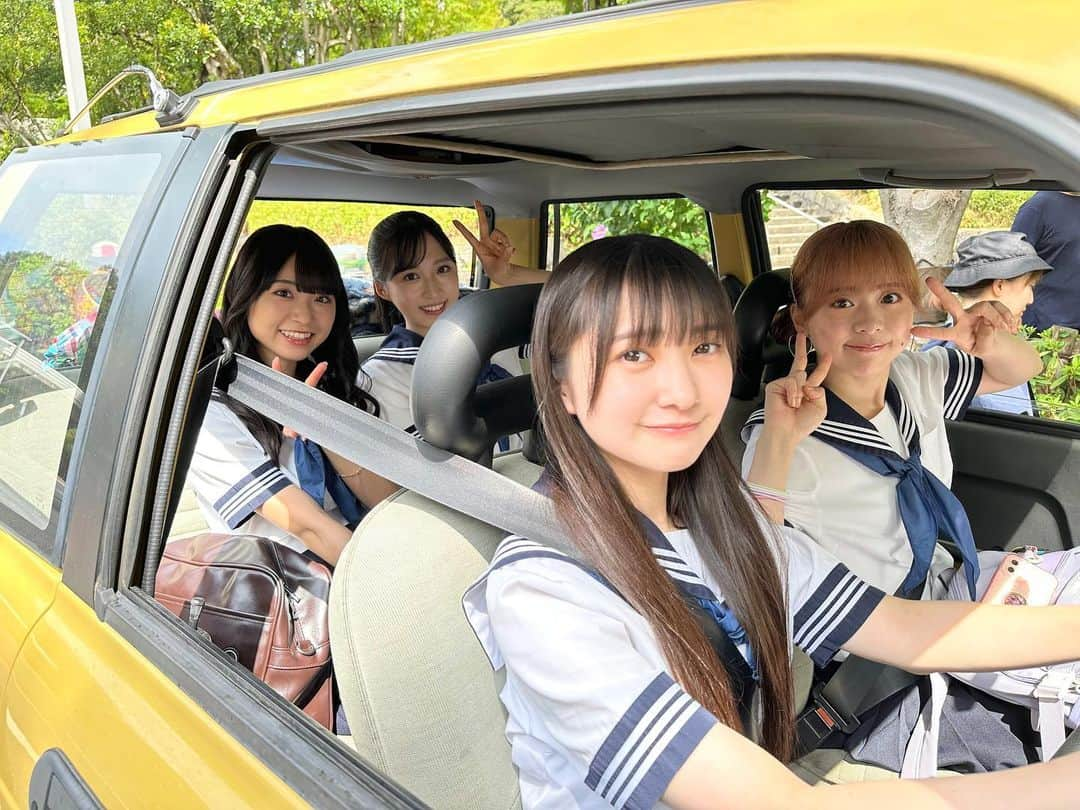 AKB48 Officialのインスタグラム：「. 🚖ᵕ̈*✨🚖ᵕ̈*✨🚖ᵕ̈*✨🚖ᵕ̈*✨ ⁡ #AKB48 主演映画『#ガールズドライブ』 11/10(金)の公開まであと2️⃣日✌🏻🎬🍿 今日もみなさんへ特別に 撮影時のオフショットを大放出➰🤭🤍 ⁡ 気になる本編はぜひ映画館でお楽しみください🔫💥 公開まで残りわずか❕🔓 一緒に盛り上げていきましょう💕🙌🏻 ⁡ 🚖ᵕ̈*✨🚖ᵕ̈*✨🚖ᵕ̈*✨🚖ᵕ̈*✨」