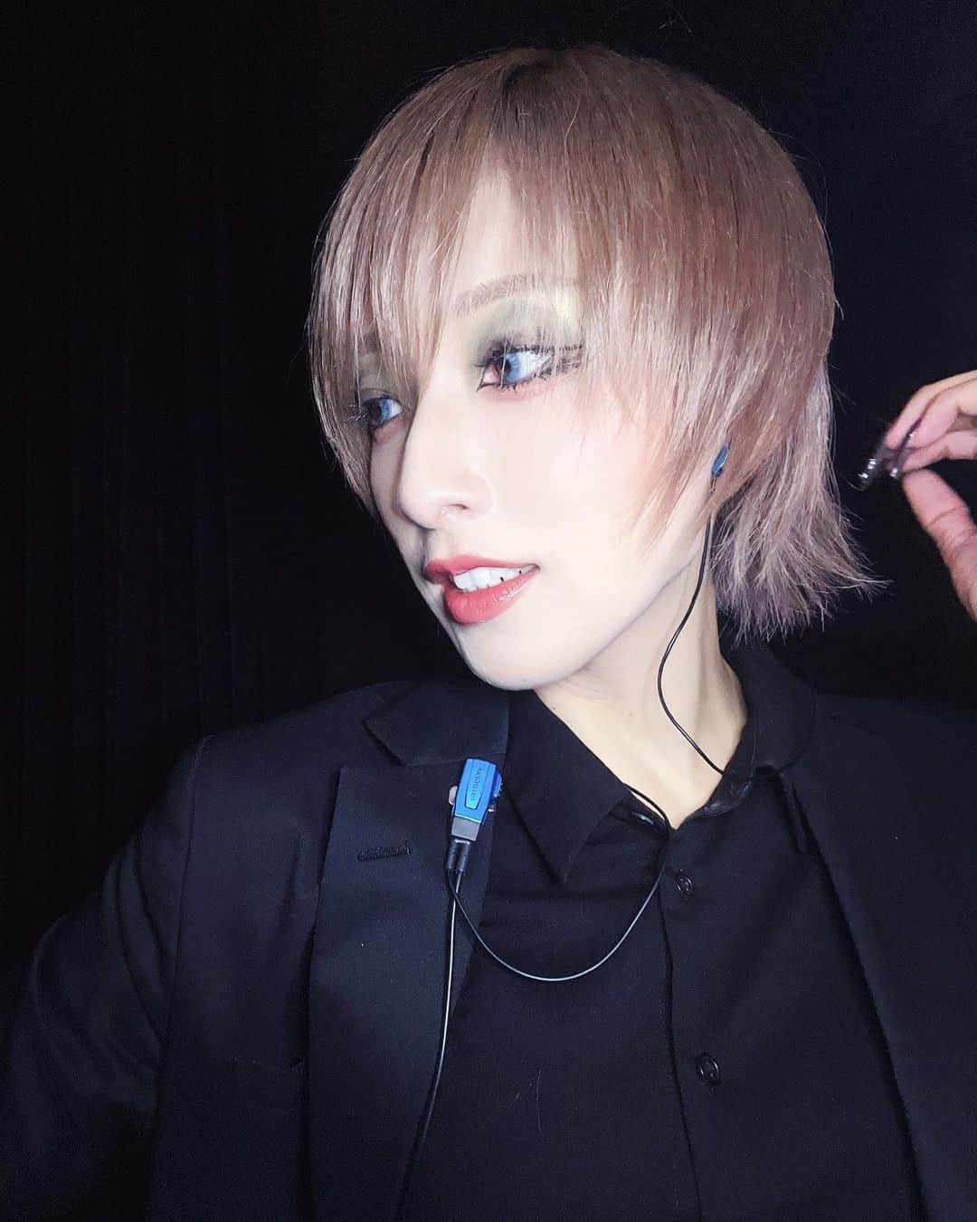 のインスタグラム：「今日は私の大事な人(女性)のお誕生日🎂です。 記念すべき日にはちゃんと投稿しないとっ🪽 本当におめでとうございます☺️🩷」