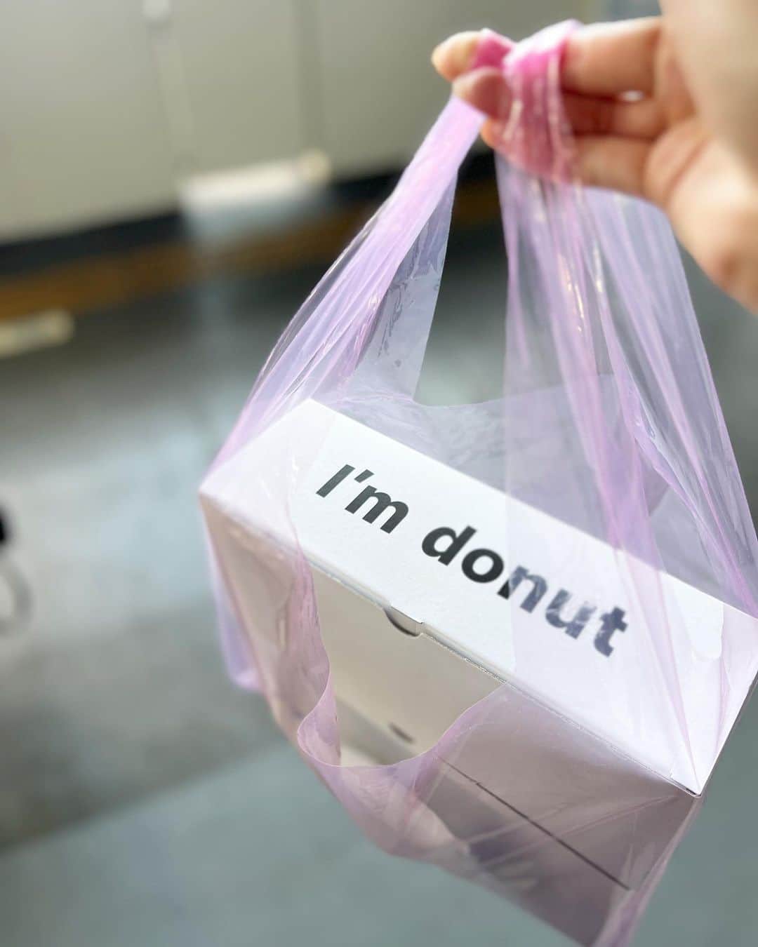 高沢奈苗さんのインスタグラム写真 - (高沢奈苗Instagram)「.  ずっと食べてみたかったI'm donut？🍩🍩🍩  やっと買えた😍✨  これは… 美味し過ぎて危険な食べ物だ🧡😎  .  .  #imdonut #アイムドーナツ #生ドーナツ」11月8日 17時32分 - nanaetakasawa