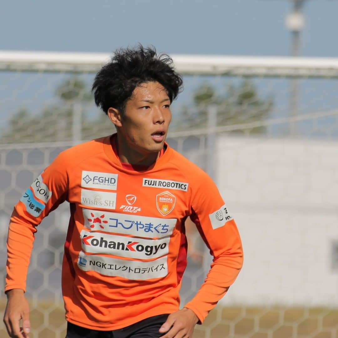 レノファ山口FCのインスタグラム：「11月8日 トレーニング #renofa #高橋秀典 #松橋優安 #成岡輝瑠 #高木大輔 #大槻周平 #石川啓人 #河野孝汰 #チェヒョンチャン」