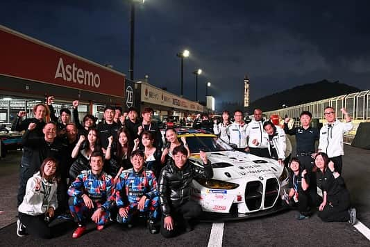 朝比奈果歩のインスタグラム：「遅くなりましたが #SUPERGT 最終戦お疲れ様でした！ 、 、 7号車は12番手でチェッカーを受け、 シリーズランキング4位でシリーズを終えました。 、 、 Studieの一員として活動できたこと、 本当に光栄で幸せな2年間だった。 たくさん書きたいこととか想いもたくさんあるけど全然まとまらないやーごめんなさい。 、 、 、 ただ言えることは本当に大好きなチームです！ またレースのこととかはおいおい書いていこうと思うので 長い目でお待ちいただければ…！ 、 、 、 、 ひとまず、チームの皆様や応援してくださった皆様 1年間お疲れさまでしたー！！！ 、 、 #BMWMTeamStudie  #スーパーgt #サーキット #レースクイーン #ポートレート #写真  #sgt #circuit #racequeen #rq #portrait #photography  #레이싱모델 #賽車女郎 #서킷 #模特 #车模 #照片」