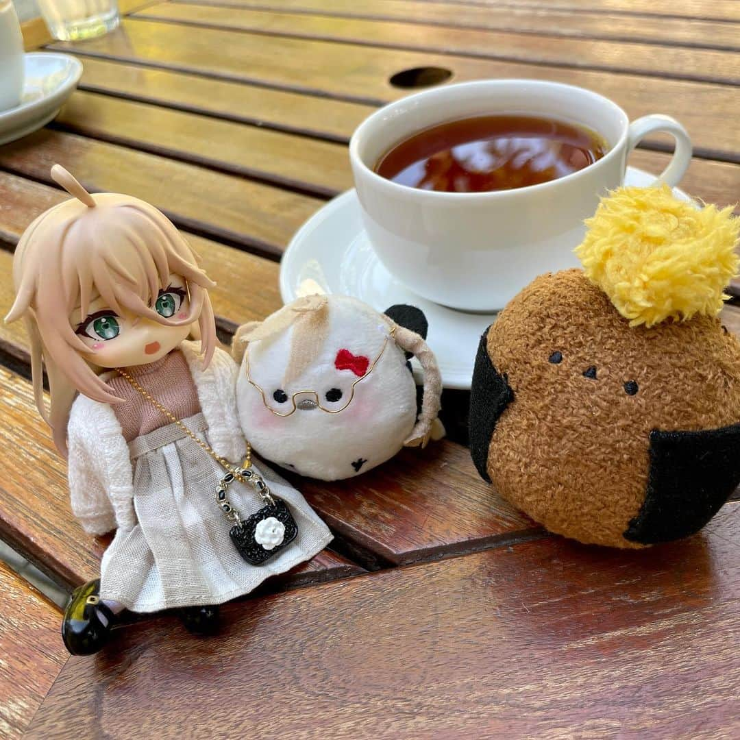 此ノ木よしるさんのインスタグラム写真 - (此ノ木よしるInstagram)「Tea Break🫖☕️🐦  #ねんどろいど #piccodo #ねんどろいどカスタム」11月8日 18時00分 - y_konogi