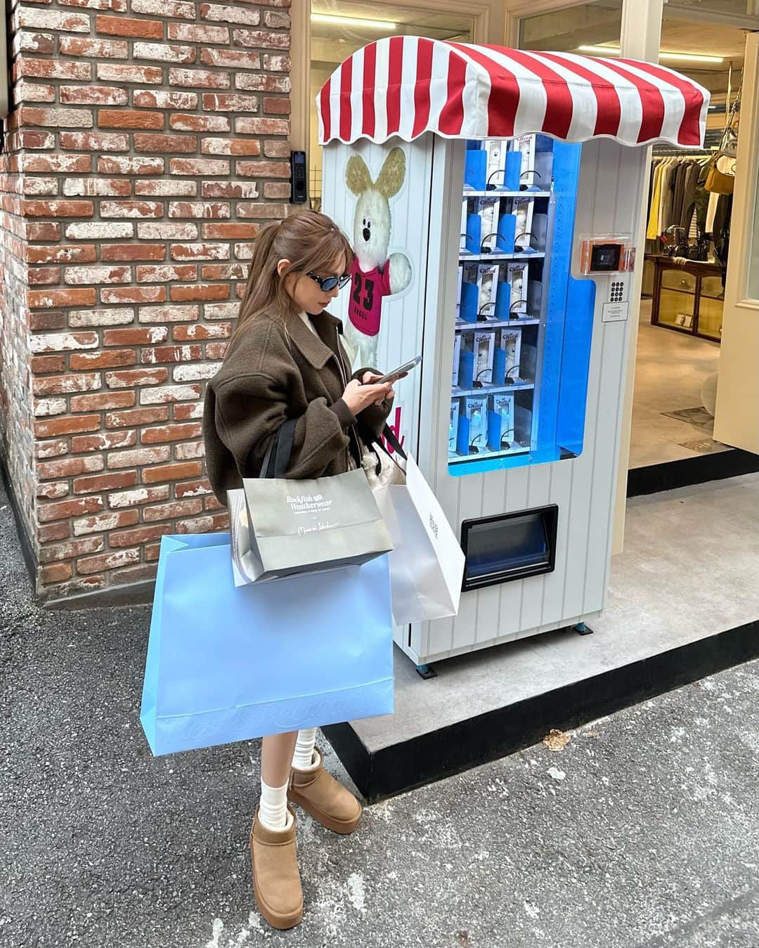 吉木千沙都（ちぃぽぽ）のインスタグラム：「ハンナム散歩🚶‍♀️ 妹の買い物に付き合うはずが私が爆買いしてしまった日😂」