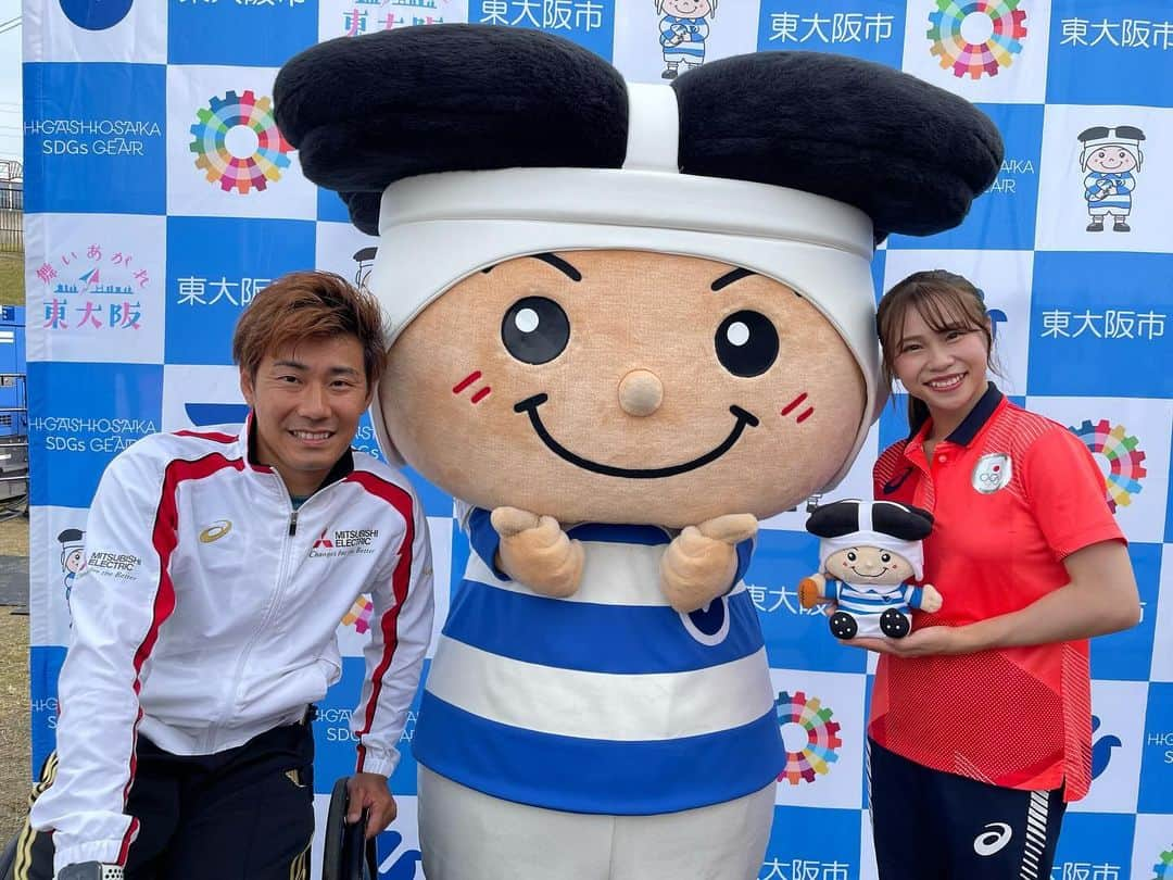 杉原愛子さんのインスタグラム写真 - (杉原愛子Instagram)「HANAZONO EXPO2023の共演者の皆様とお写真撮っていただきました✨📸  #Part2 #hanazonoexpo  #花園 #花園expo  #東大阪 #スポーツの街  #ものづくりのまち #大阪 #大阪万博 #2025 #大阪万博2025  #DJKOO さん #中村美津子 さん  #大西将太郎 さん #斎藤真木子 さん #タケヤキ翔 さん #川西賢志郎 さん #上山友裕 選手 #トライくん #杉原愛子」11月8日 18時12分 - aiko_sugihara