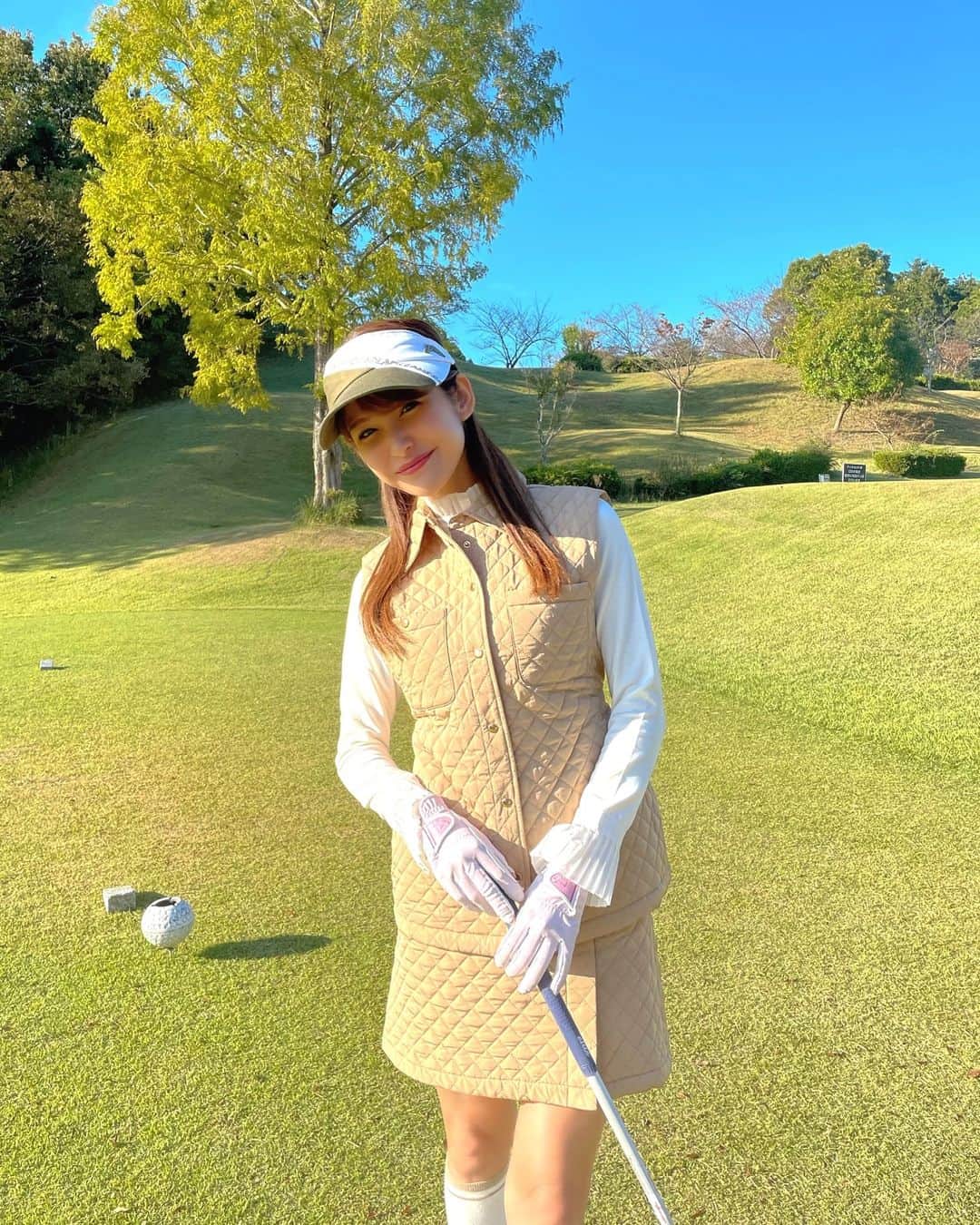 田尻夏樹（なつきんぐ）のインスタグラム：「ゴルフ上手くなりたいなー🥺」