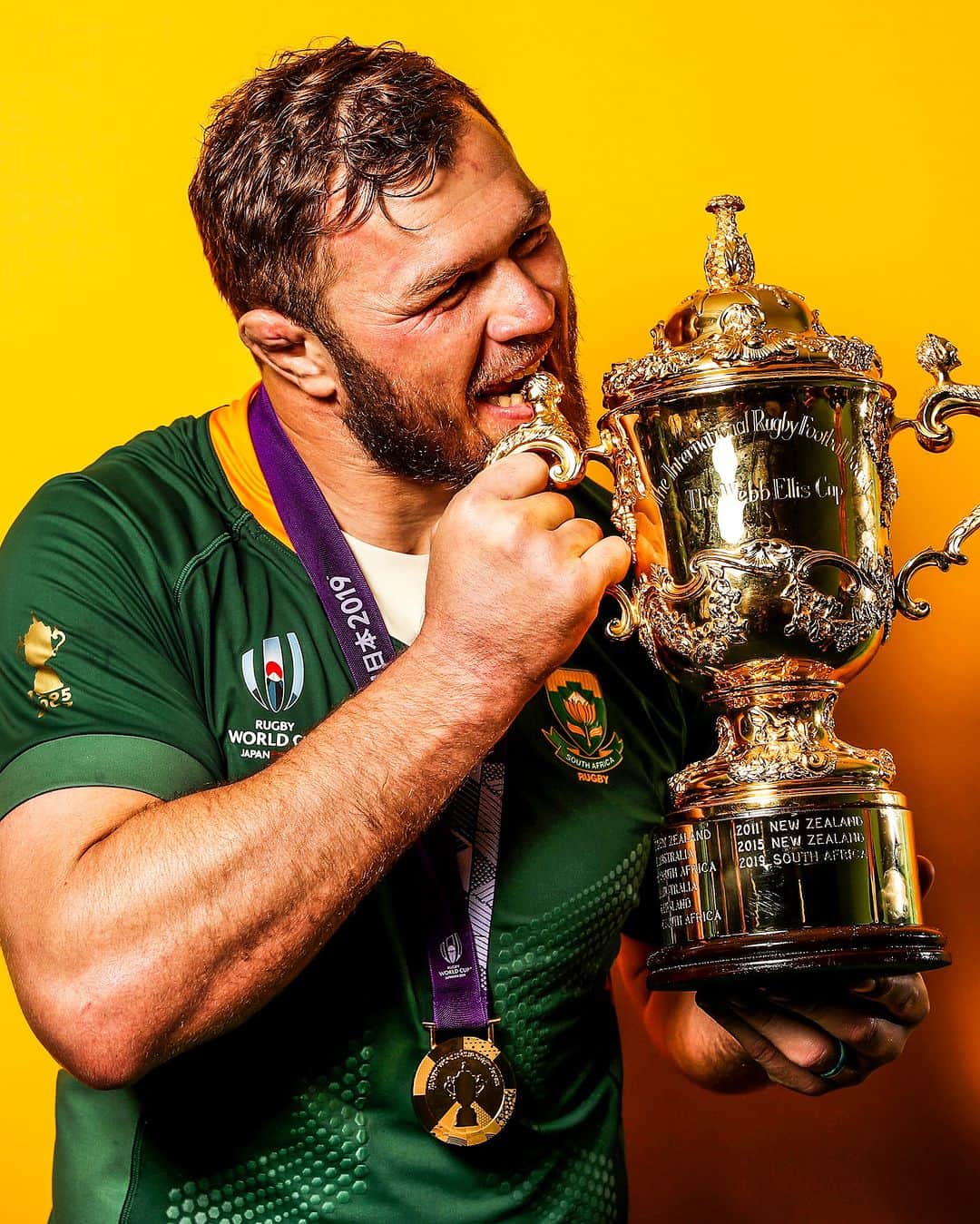 ラグビー南アフリカ代表さんのインスタグラム写真 - (ラグビー南アフリカ代表Instagram)「Thank you to one of the real hard men of South African rugby - more at the link in our bio 👏💪 #Springboks #StrongerTogether @customs08」11月8日 18時35分 - bokrugby