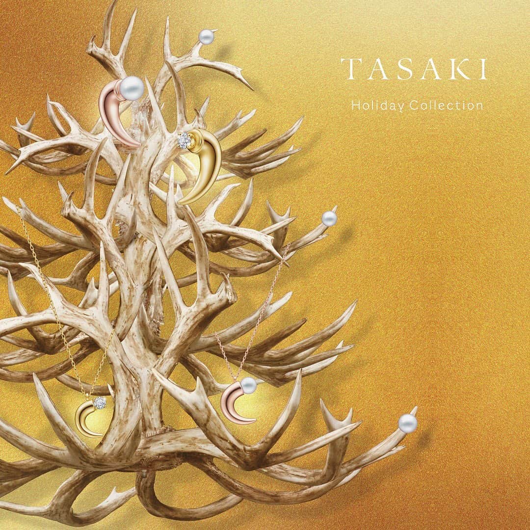 TASAKIのインスタグラム：「The sumptuous holiday season is upon us, lighting up the city with joy. TASAKI’s sparkling jewellery adds a touch of glamour and flair to any special occasion.  街が賑わいを増す季節とともに始まる豊かなホリデーシーズン。 華やかに高揚する気分を、フェスティブな輝きをまとったTASAKIのアイコンジュエリーが盛り上げます。  #TASAKI #Holiday #TASAKIdanger」