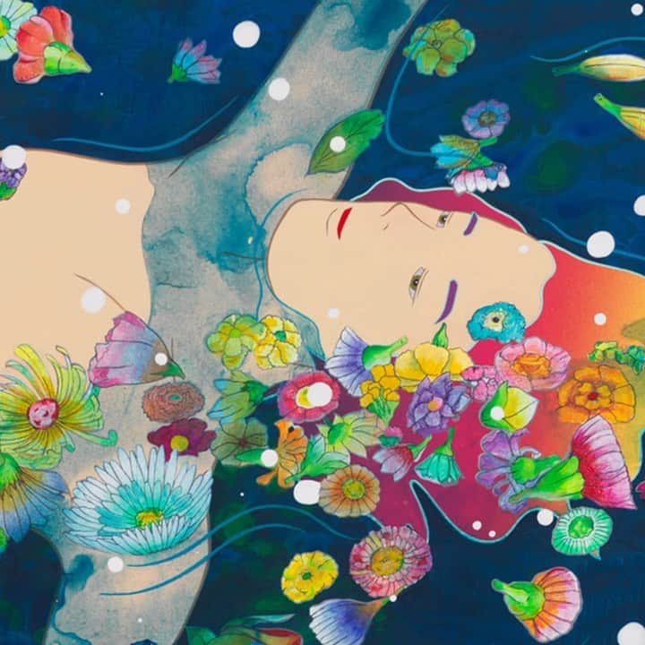 松山智一のインスタグラム：「Tomokazu Matsuyama studio is pleased to announce a solo exhibition “Tomokazu Matsuyama : Fictional Landscape” at the Powerlong Museum @powerlongmuseum in Shanghai, China from November 11, 2023.  Curated by Fumio Nanjo @fumionanjo  This solo exhibition will be Matsuyama’s second large-scale solo exhibition in mainland China, following his first in 2020.  Exhibition title: Tomokazu Matsuyama: Fictional Landscape Curator: Fumio Nanjo  Date: November 11, 2023 - February 18, 2024  Venue: Powerlong Museum (No. 3055 Caobao Road, Minhang District, Shanghai, China) Opening Hours: 10:00 - 18:00 Closed: Monday General Inquiries: TEL +86 21 6221 9111 ——————————————————  2023年11月11日(土)より中国上海に位置する美術館Powerlong Museum （宝龍美術館）にて個展「松山智一：雪月花时」を開催します。  Powerlong Museumは、近年アジアのアートシーンの中心地として発展を遂げる上海において最も注目される美術館の一つです。日本を代表するキュレーター、南條史生氏がキュレーションを手掛ける本展は、2020年に続き松山による中国本土での2回目の大規模個展となります。  是非ご高覧下さい。  展覧会名：松山智一：雪月花时 キュレーション: 南條史生 @fumionanjo 会　　期：2023年11月11日(土)〜2024年2月18日(日) 会　　場：Powerlong Museum（宝龍美術館）（中国上海市閔行区漕宝路3055号） 開館時間：10:00〜18:00 休館日：月曜日 一般問合せ：TEL +86 21 6221 9111 ウェブサイト：http://www.powerlongmuseum.com/index.html  ————————————————-  上海宝龙美术馆将于 2023 年 11 月 11 日至 2024 年 2 月 18 日举办松山智一的大型个展“雪月花时”（MATSUYAMA Tomokazu: Fictional Landscape） 。本展由日本著名策展人南条史生 @fnanjooo 策划，是松山继 2020 年首次在中国大陆举办个展之后的第二次大型个展。将呈现松山目前最大的雕塑作品—高约 8 米的 “She’s On The Other Line”，以及多幅专为此次展览创作的新作，让观众有机会系统地了解松山的创作世界及其近期的代表作品。在疫情到后疫情的全球动荡时期，人们是如何适应社会的变化，并将希望与未来联系起来，这为松山的创作理念带来了新的开展。  ———————————————— Portrait 📸 @rkrkrk  @tomokazumatsuyama  @powerlongmuseum  @kotaronukaga #tomokazumatsuyama  #松山智一」