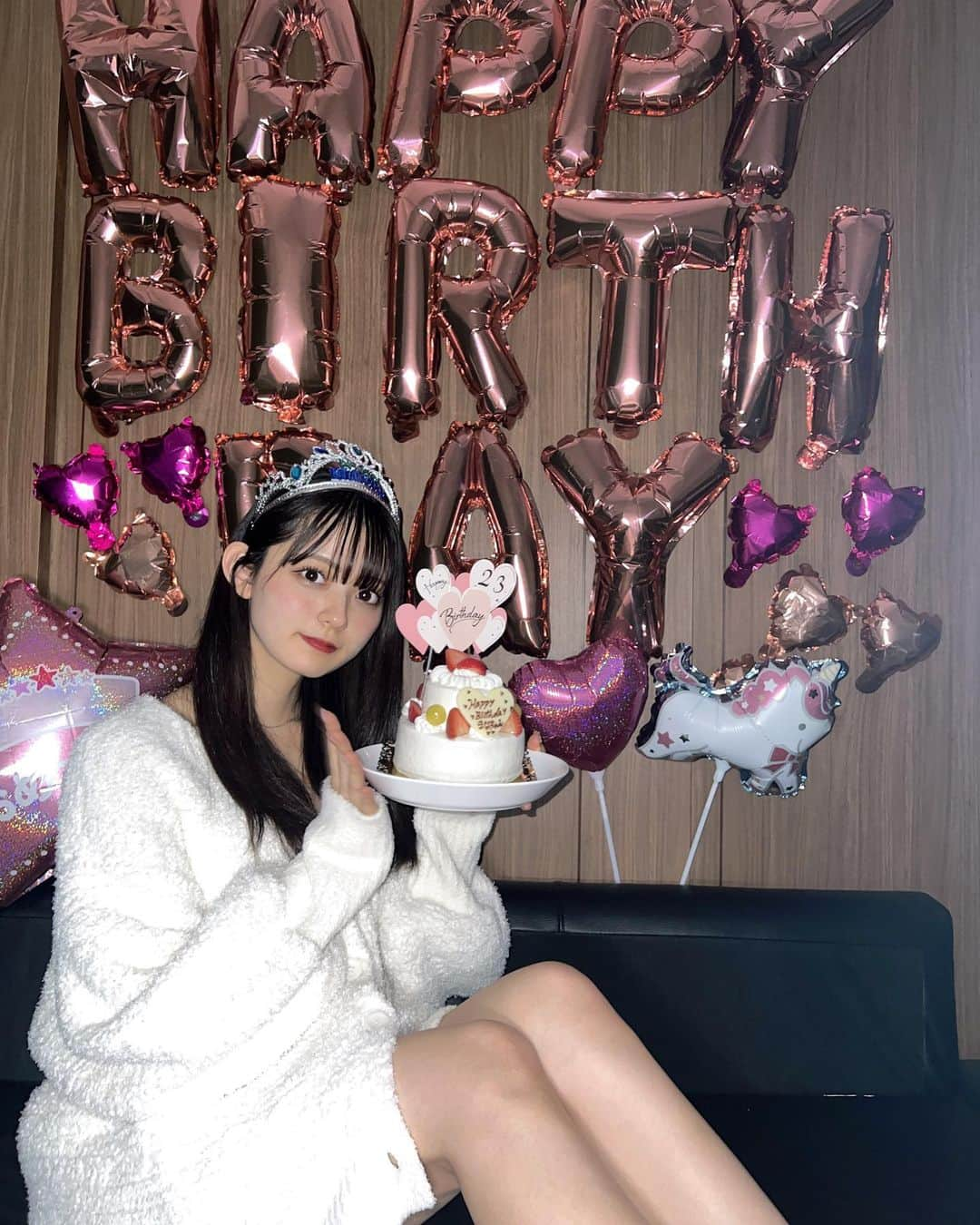 水野舞菜さんのインスタグラム写真 - (水野舞菜Instagram)「本日誕生日を迎えました👶🏻💞  沢山のお祝い本当にありがとう（ ; ; ） 今年も幸せに過ごせますように！」11月8日 19時04分 - mana_chos