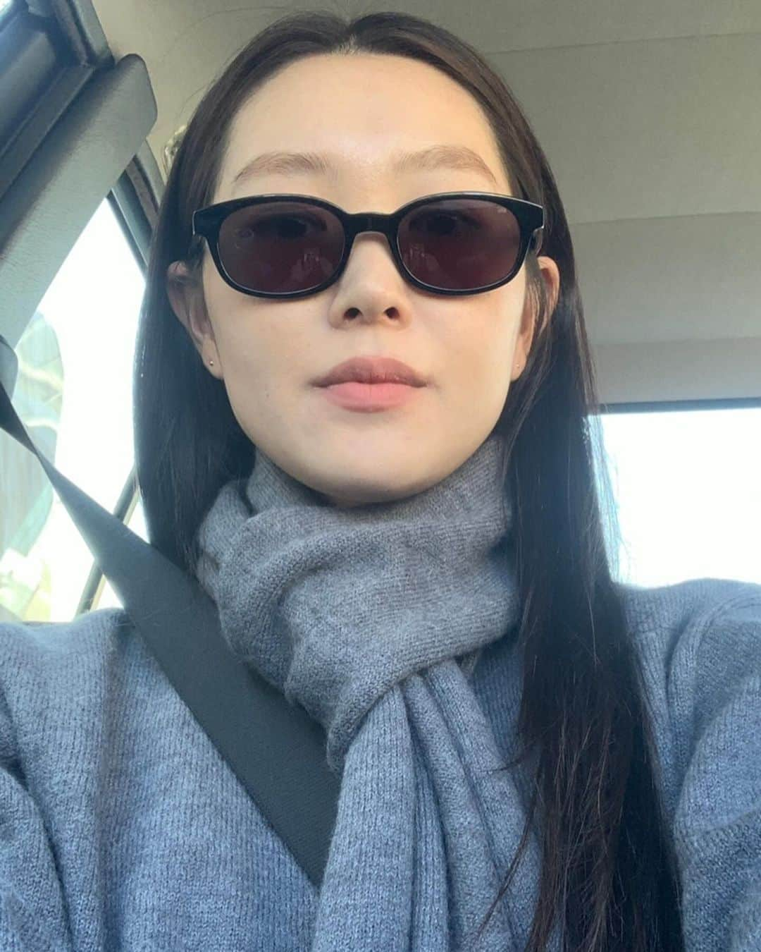 柴田ひかりのインスタグラム：「🔜🧣🧶🧥」