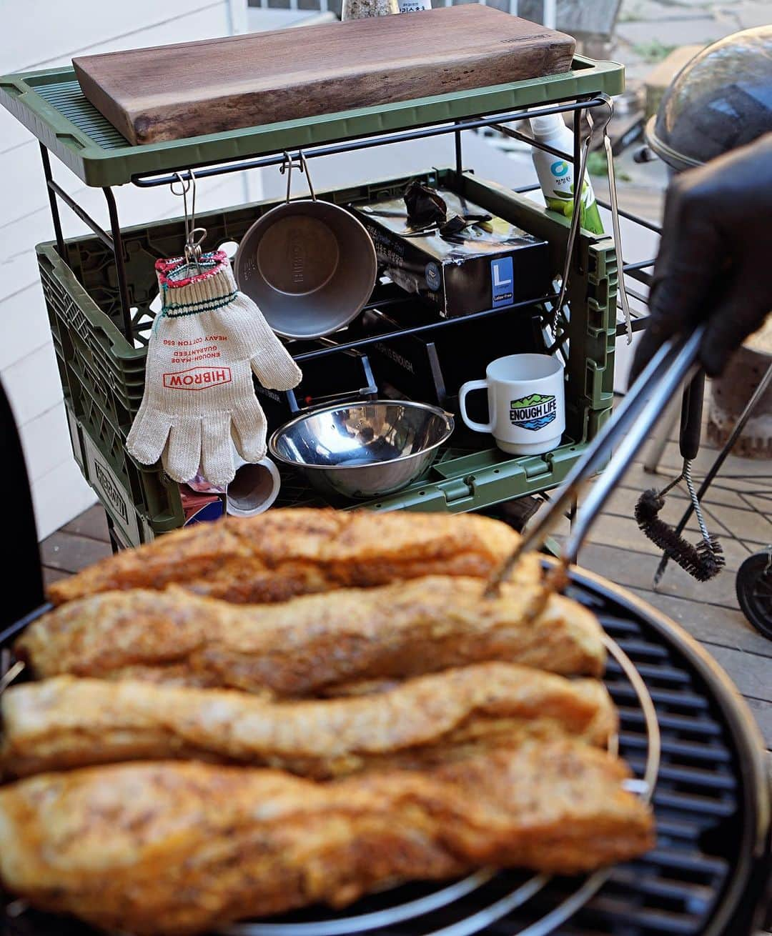 イ・チョニさんのインスタグラム写真 - (イ・チョニInstagram)「BBQ데이~~ 통삼겹한판 뿌시기!! #BBQ #hibrowtown」11月8日 19時12分 - chuny012