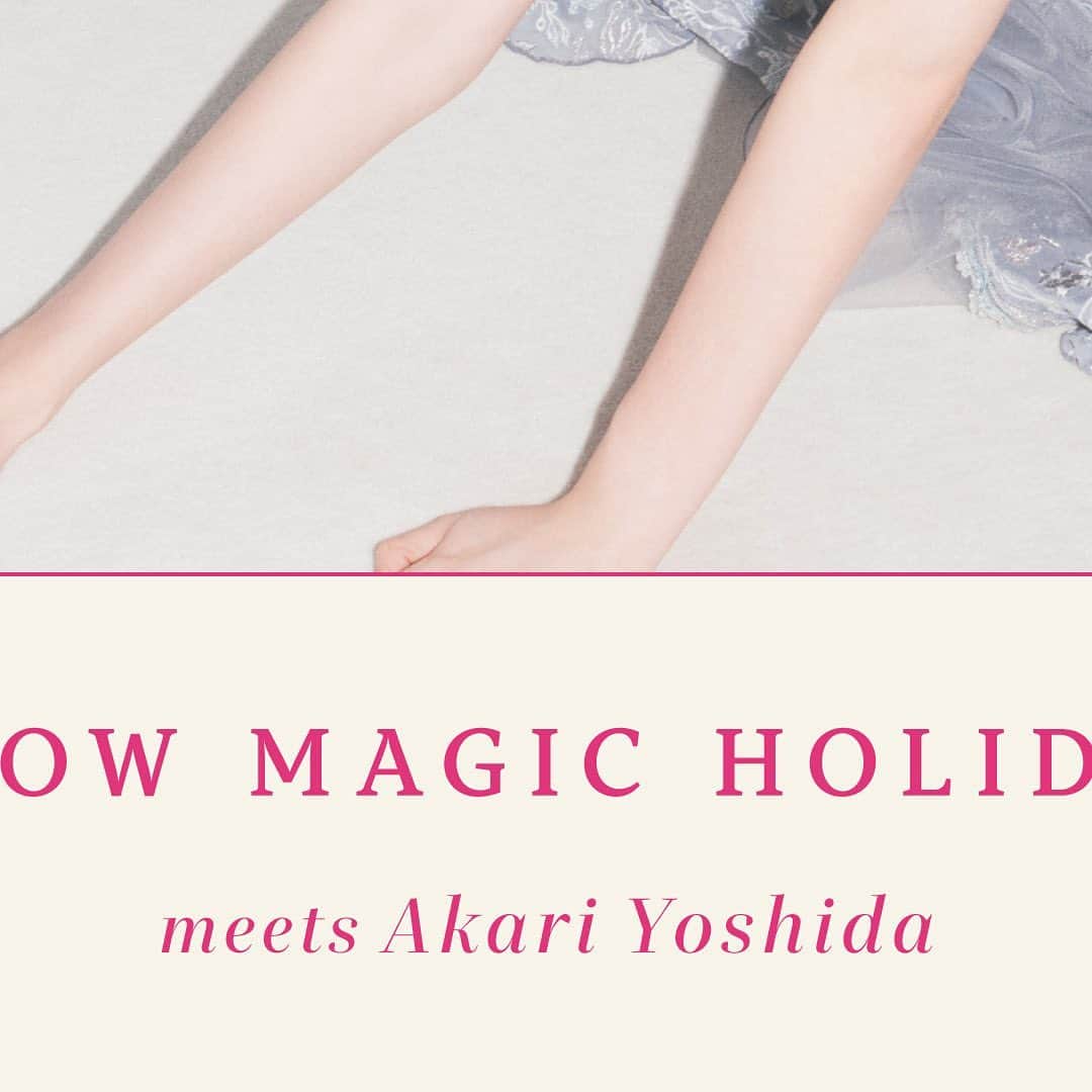 スナイデルのインスタグラム：「.  SNOW MAGIC HOLIDAY meets Akari Yoshida  11.9(Thu)12:00- Coming soon...  - information -  LUMINE CARD 10% OFF CAMPAIGN🛒✨  11.9(Thu)-11.15(Wed)  eコレクトやお取置きサービスを行っております。 是非この機会にご利用下さい。  #23WinterSNIDEL #SNIDEL#スナイデル#winter @marshmallow_presscat @snidel_home_official @snidelbeauty @usagionline」