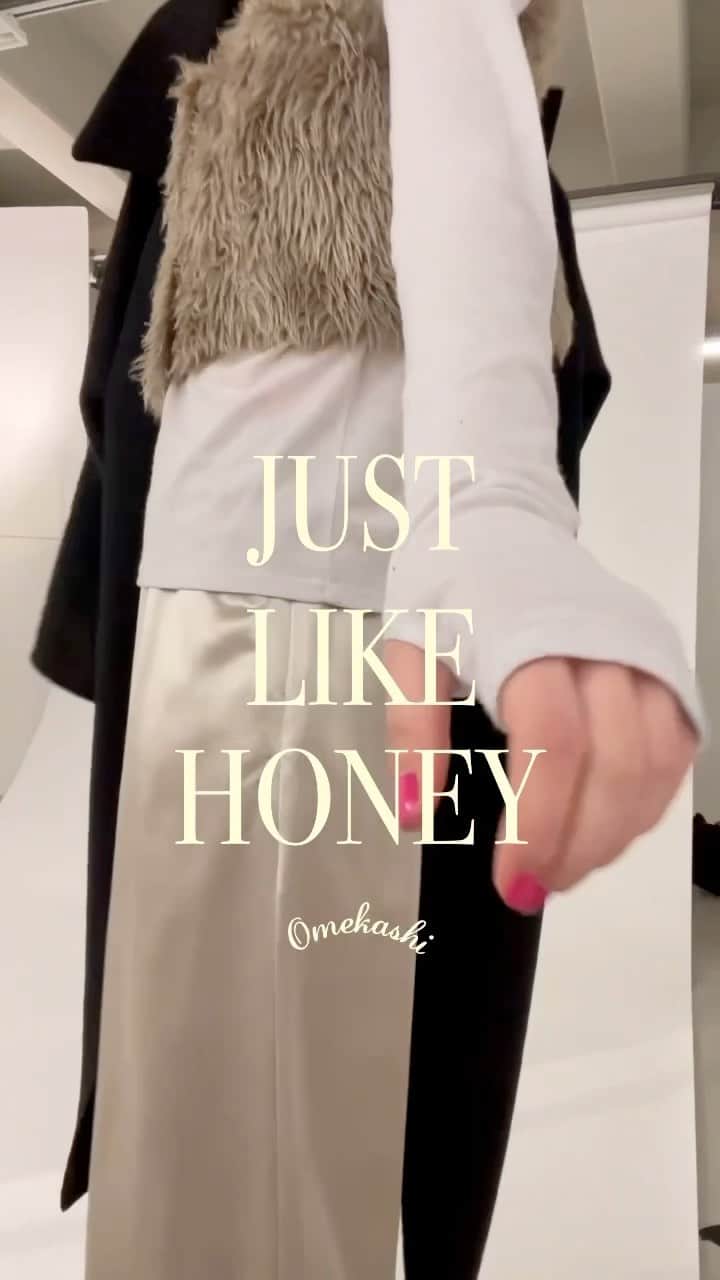 Omekashiのインスタグラム：「【2023 Autumn&Winter Collection vol.3】 ⁡ " JUST LIKE HONEY " ⁡ 2023 Autumn&Winter Collection vo.3が公開致しました！ 是非ご覧くださいませ。 ⁡ #Omekashi #Omekashi_2023aw #オメカシ」