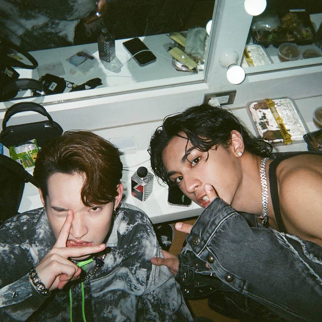 PSYCHIC FEVERさんのインスタグラム写真 - (PSYCHIC FEVERInstagram)「Film Photos on OCTOPOP day🎞️  #OCTOPOP #OCTOPOP2023 #PSYCHICFEVER」11月8日 20時05分 - psyfe_official