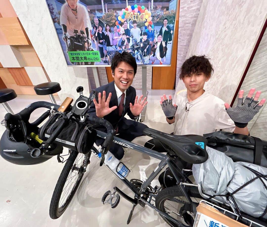坂部友宏のインスタグラム：「1型糖尿病の正しい理解の普及を目指して 日本一周の自転車旅へ！  5ヶ月の旅を終えた 新潟市西区で 患者でもある本間太希さんに 生放送のスタジオでお話をききました！  #1型糖尿病 #本間太希 さん  #生活習慣病じゃない  #BSN #ゆうなび  YouTube動画の再生は 175万回のインフルエンサー  旅の前も後もケロッとしてるのも 本間さんの魅力でしょうか  今後の活動も応援したいです！ お疲れ様でした！」
