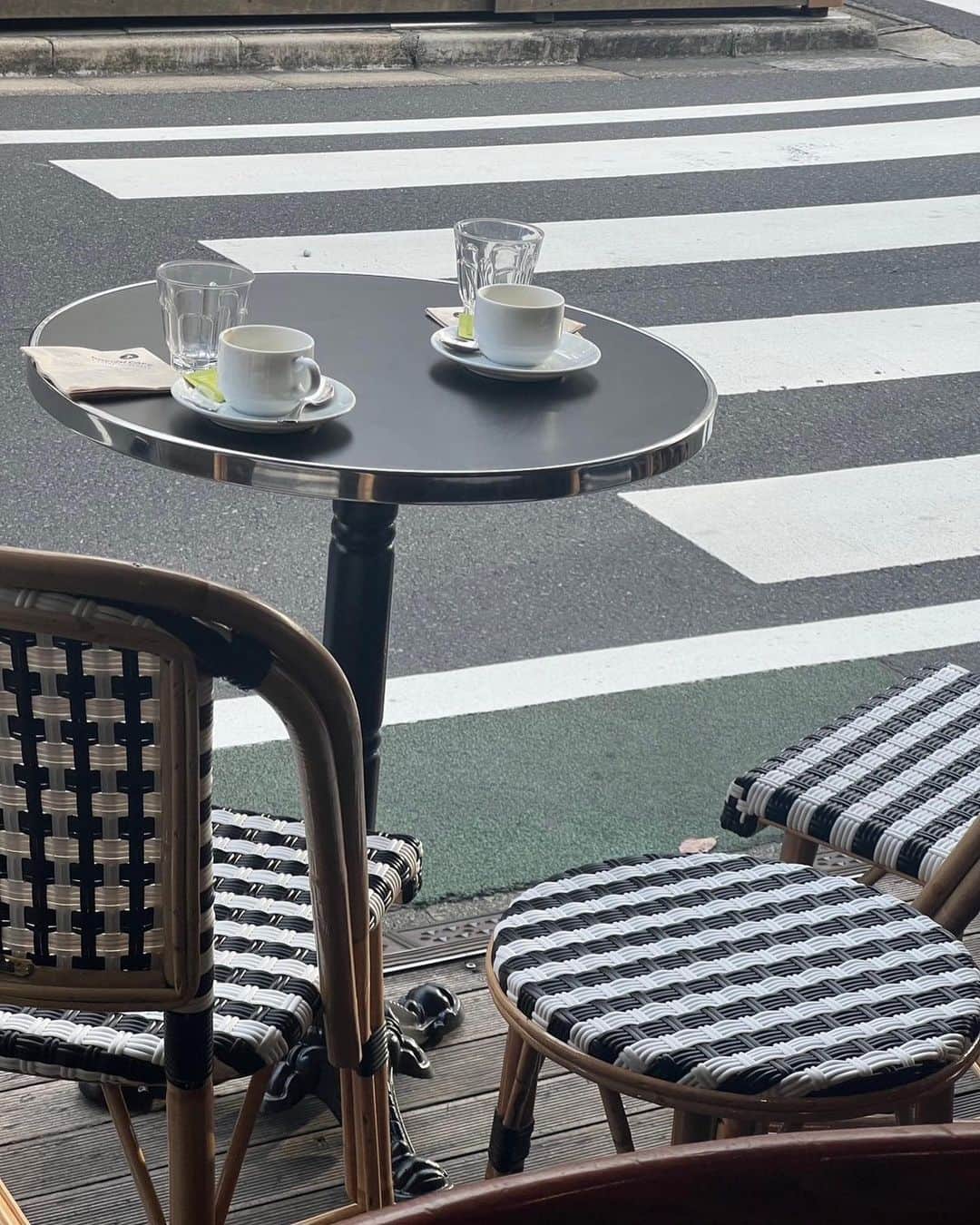中瀬古ゆきなさんのインスタグラム写真 - (中瀬古ゆきなInstagram)「cafe time.  何十回通りかかったか分からないけど 行ったことがなかったBREIZH cafe.  大好きな生ハムが乗ったガレットと カプチーノをいただきました◎  フランス人の店員さんが とてもチャーミングでほっこり。  with @marina_hir ♡  #cafe #breizhcafe #表参道カフェ」11月8日 20時06分 - yuch1129