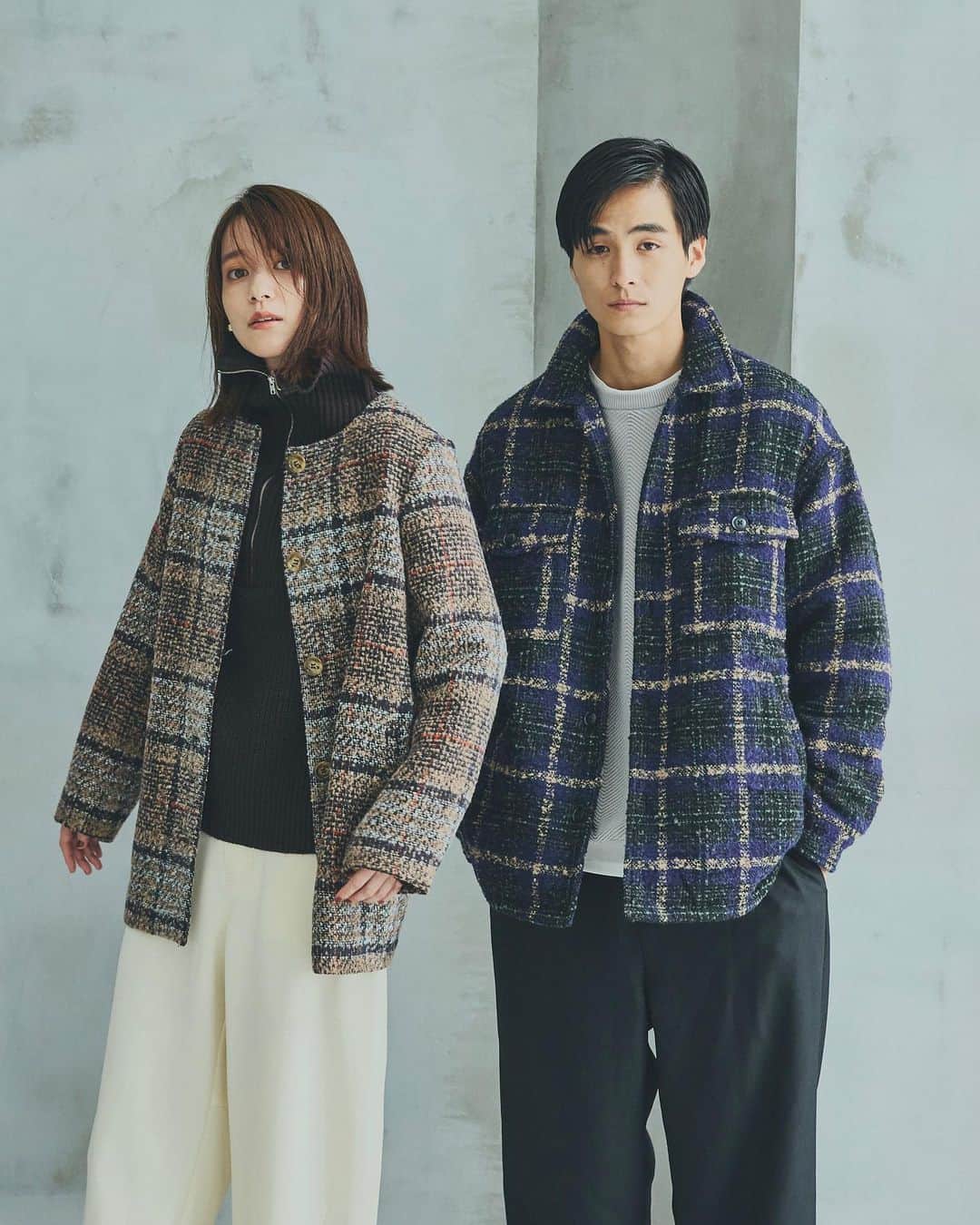 THE SHOP TKのインスタグラム：「"同生地で作るお揃いコーデ"  チェック柄のツイード素材から、 レディース、メンズとシルエットを変えて登場。  お揃いじゃなくても1枚羽織るだけで 今年のトレンド感あるスタイルが完成！  【メンズ_チェックツイードCPOジャケット】 price_¥11,000-tax in  【ウィメンズ_クラシカルチェックハーフコート】 price_¥12,100-tax in     ※ アイテム詳細は🏷 もしくは @theshoptk_official トップページ内URLからご覧下さい。 　   #theshoptk #ザショップティーケー #コート #チェック #ツイード #お揃い #お揃いコーデ #リンク」
